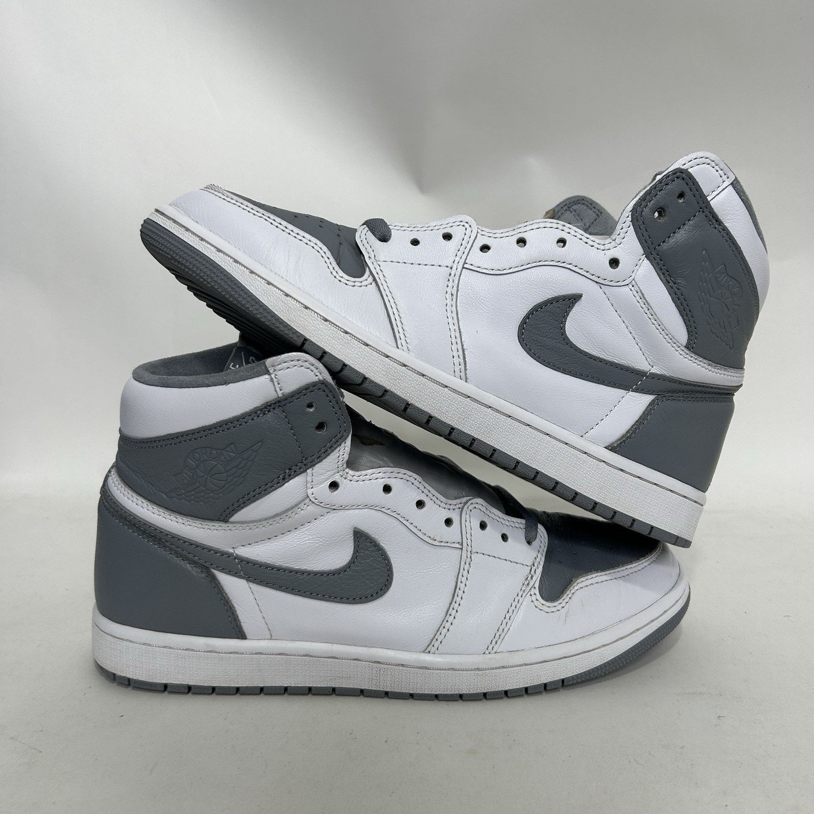 Nike Nike Air Jordan 1 Retro High OG “Stealth White” 555088-037 Size US 11 / EU 44 - 1 Thumbnail