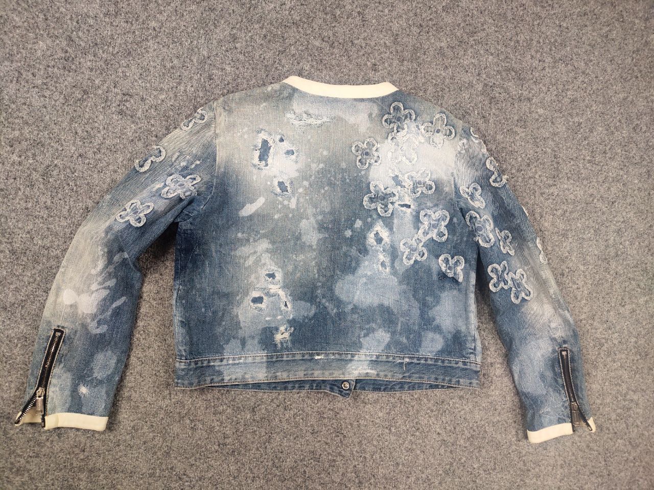 Dsquared2 Dsquared2 Vintage Denim Flower Applique Cropped Zip Jacket Size M / US 6-8 / IT 42-44 - 13 Thumbnail