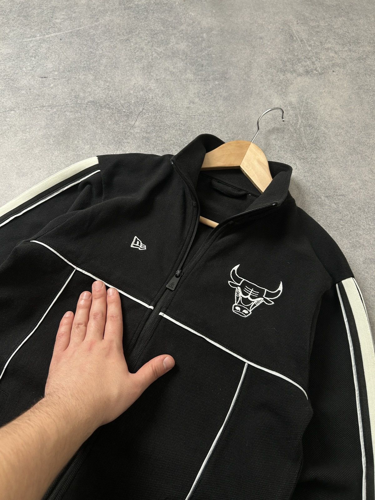 New Era New Era x Chicago Bulls zip-sweatshirt mens black Size US M / EU 48-50 / 2 - 4 Thumbnail