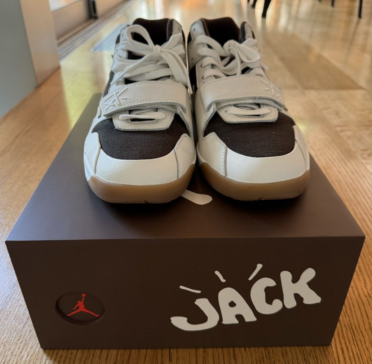 Jordan Brand × Nike × Travis Scott Jumpman Jack TR (mocha) size 13 Size US 13 / EU 46 - 17 Thumbnail