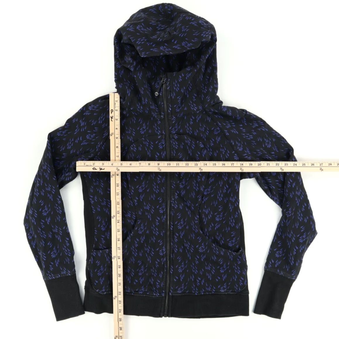 Lululemon Lululemon Full Zip Hooded Women's 10 Jacket Black Shirt Size L / US 10 / IT 46 - 3 Thumbnail