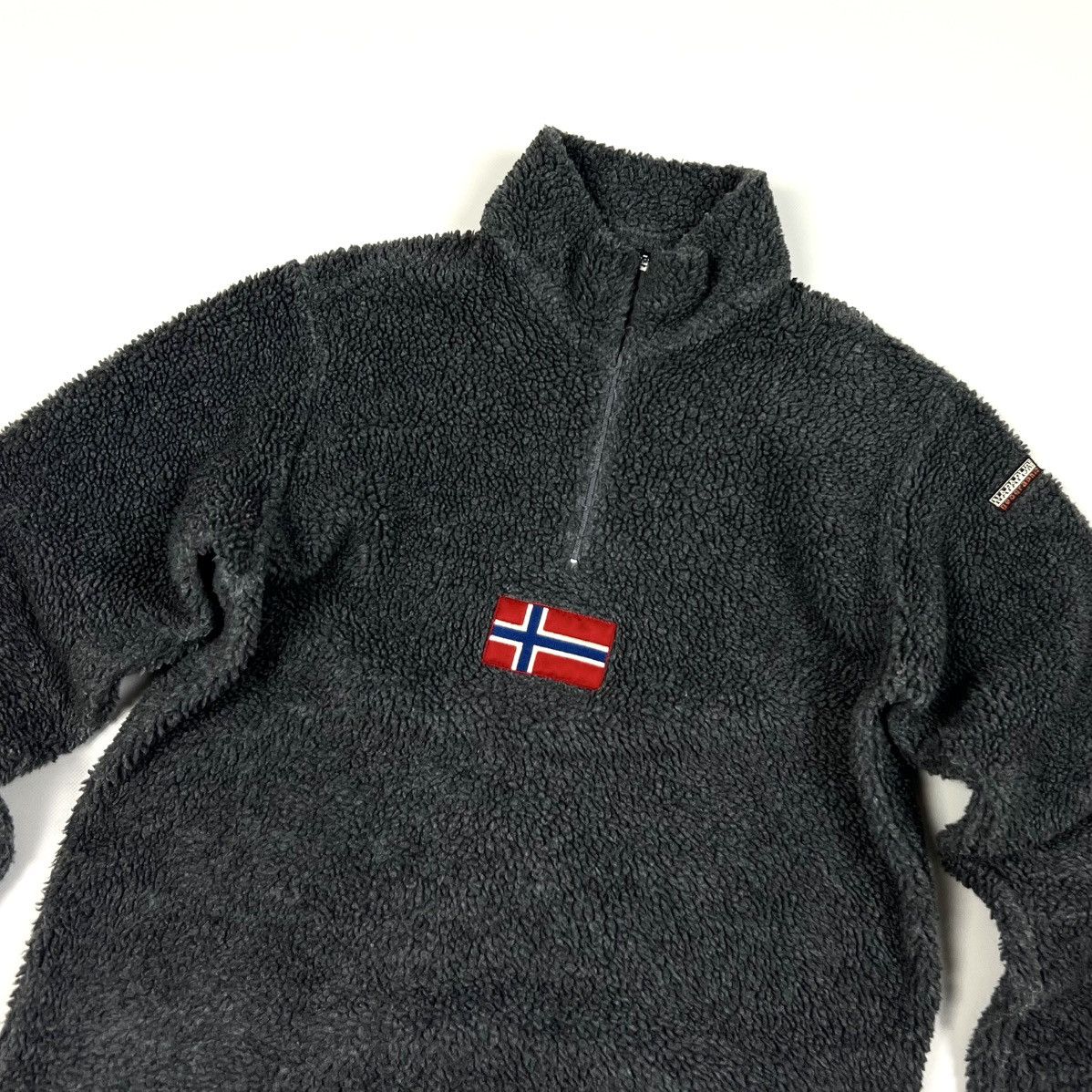 Napapijri × Vintage Vintage Napapijri Grey Casual 1/4 Zip Sherpa Jacket Size M Size US M / EU 48-50 / 2 - 4 Thumbnail