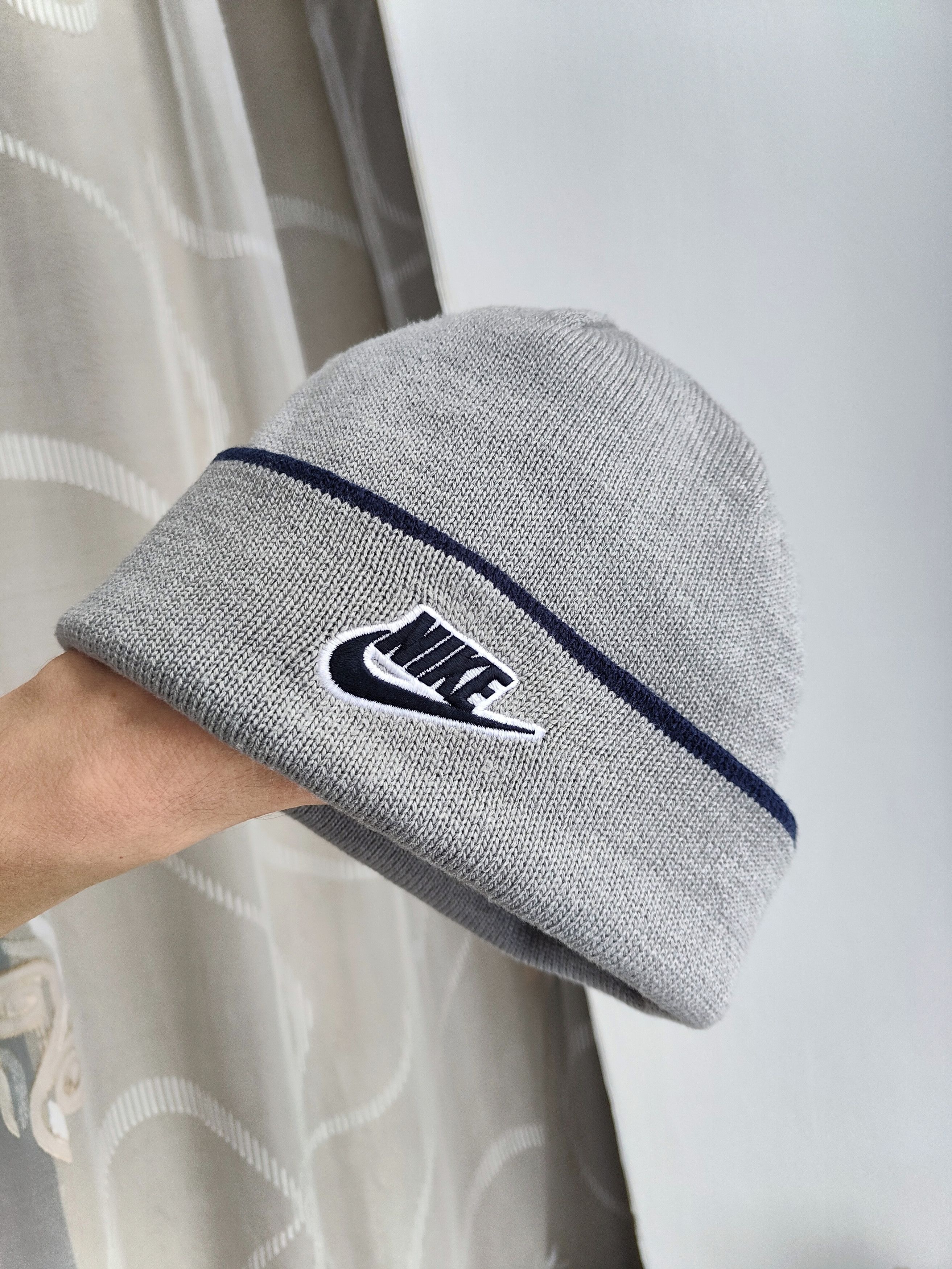 Nike Vintage Nike Reversible Beanie Hat Swoosh Logo Y2K 90s Size ONE SIZE - 6 Thumbnail