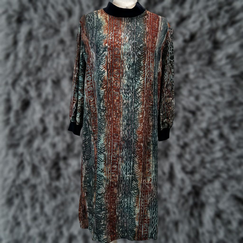 Go Fish Dress Batik Mock Knit Neck Long Sleeve Knee Length Multicolor L Women Shift Art 90s?