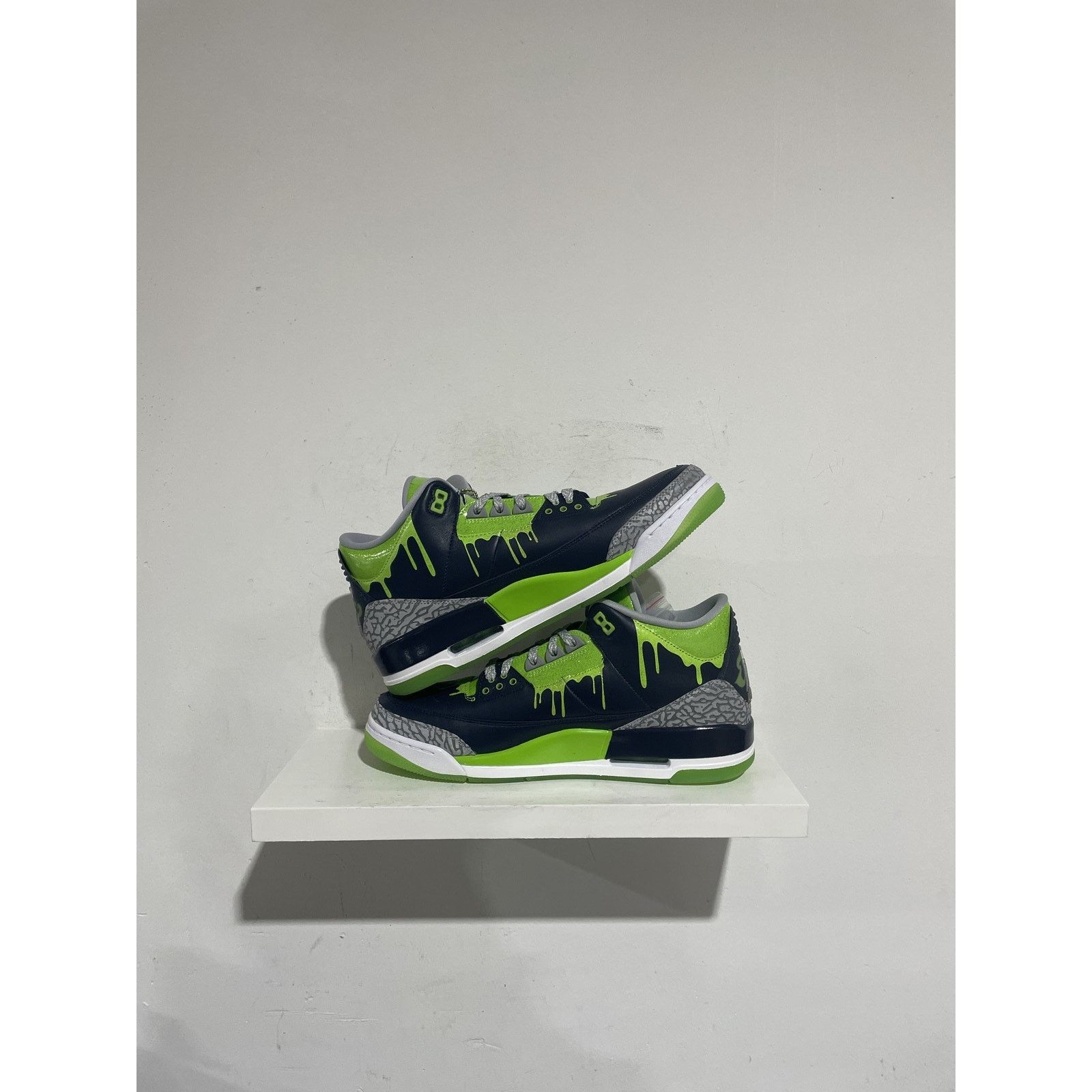 Nike JORDAN 3 RETRO DOERNBECHER HUGO SIZE 11.5 NEW Size US 11.5 / EU 44-45 - 2 Thumbnail