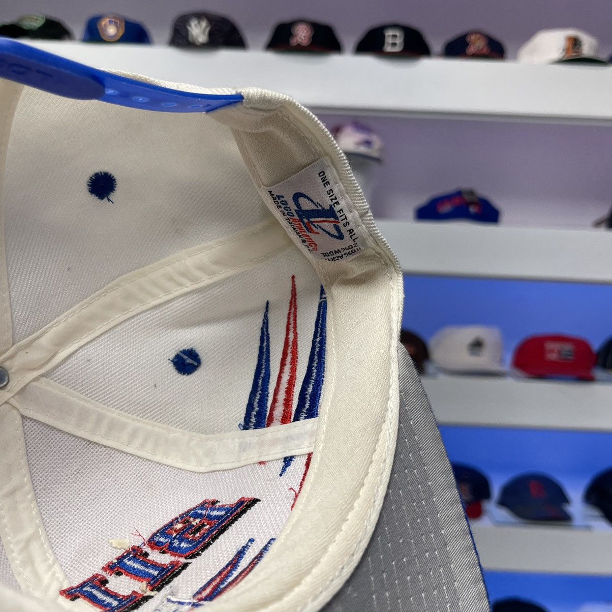 Logo Athletic Vintage Buffalo Bills Logo Athletic Diamond Cut Snap Back Size ONE SIZE - 8 Thumbnail