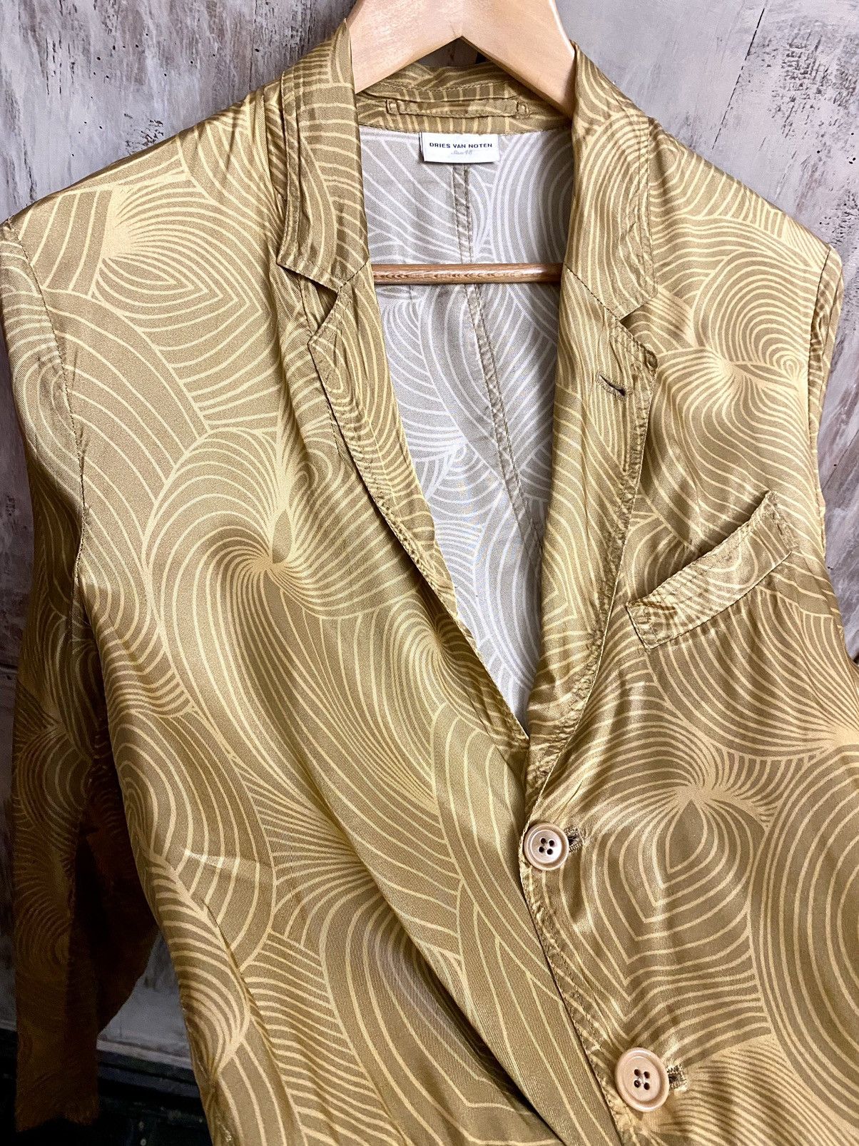 Dries Van Noten dries van noten ss 2018 runway satin print jacket 48 Size US M / EU 48-50 / 2 - 15 Thumbnail