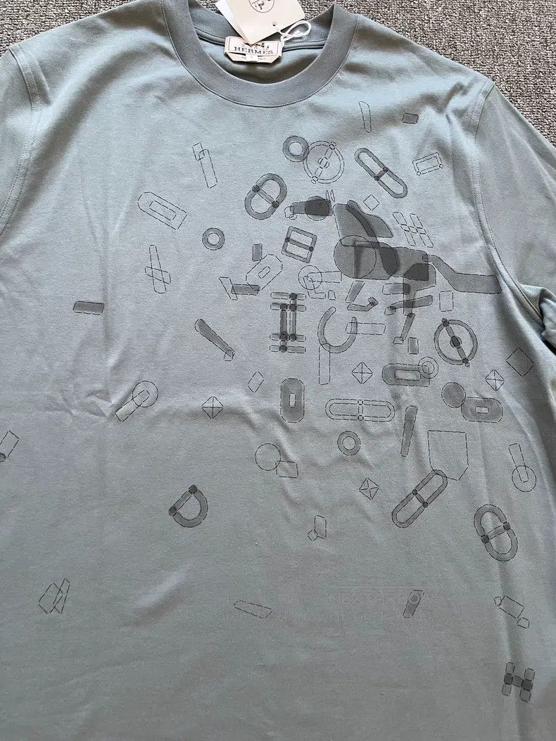 Hermes Hermes Men's Round Neck T-Shirt - Eucalyptus Green Size US L / EU 52-54 / 3 - 5 Thumbnail