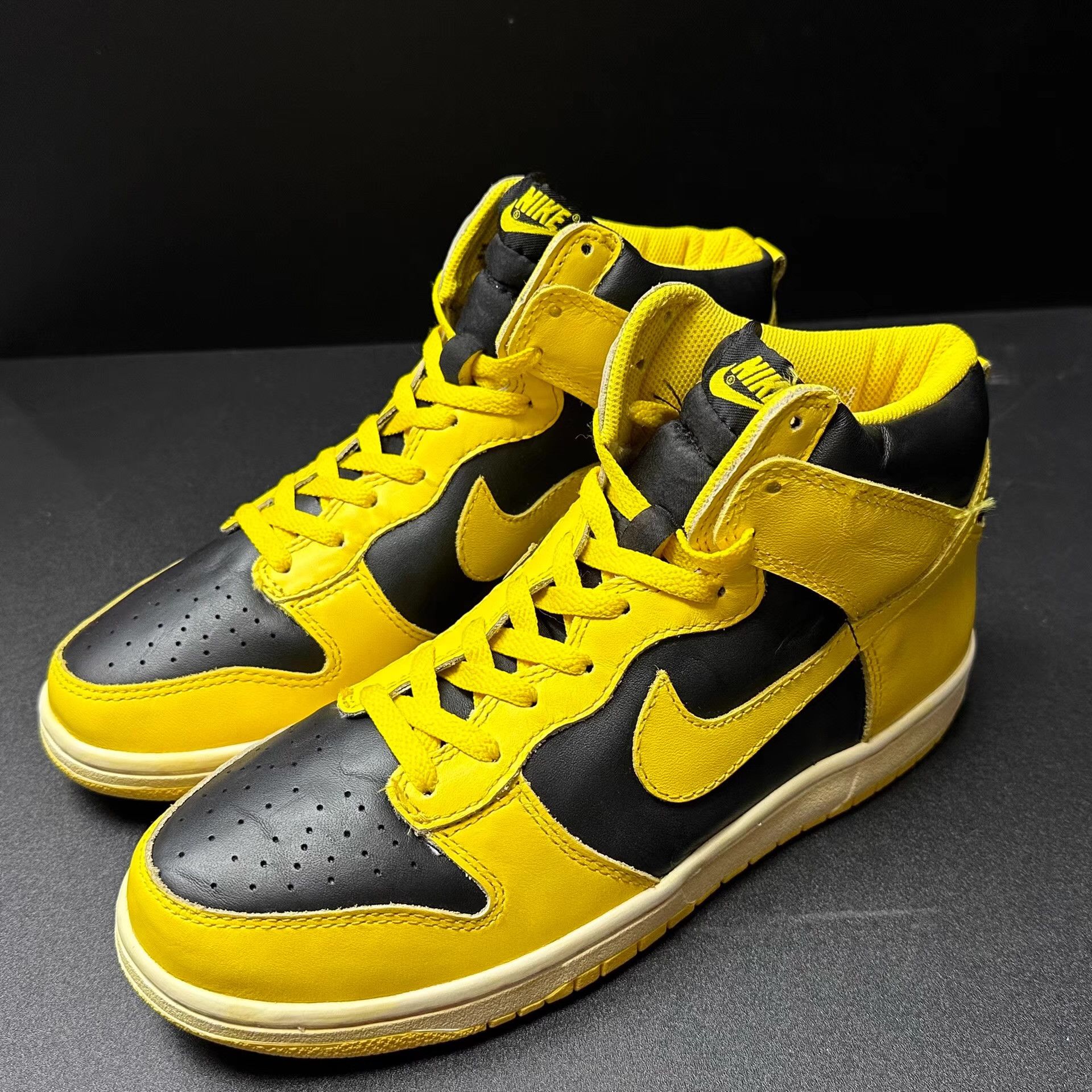 Nike Nike Dunk High Wu-Tang VNTG Ｑ20 Size US 9.5 / EU 42-43 - 1 Thumbnail