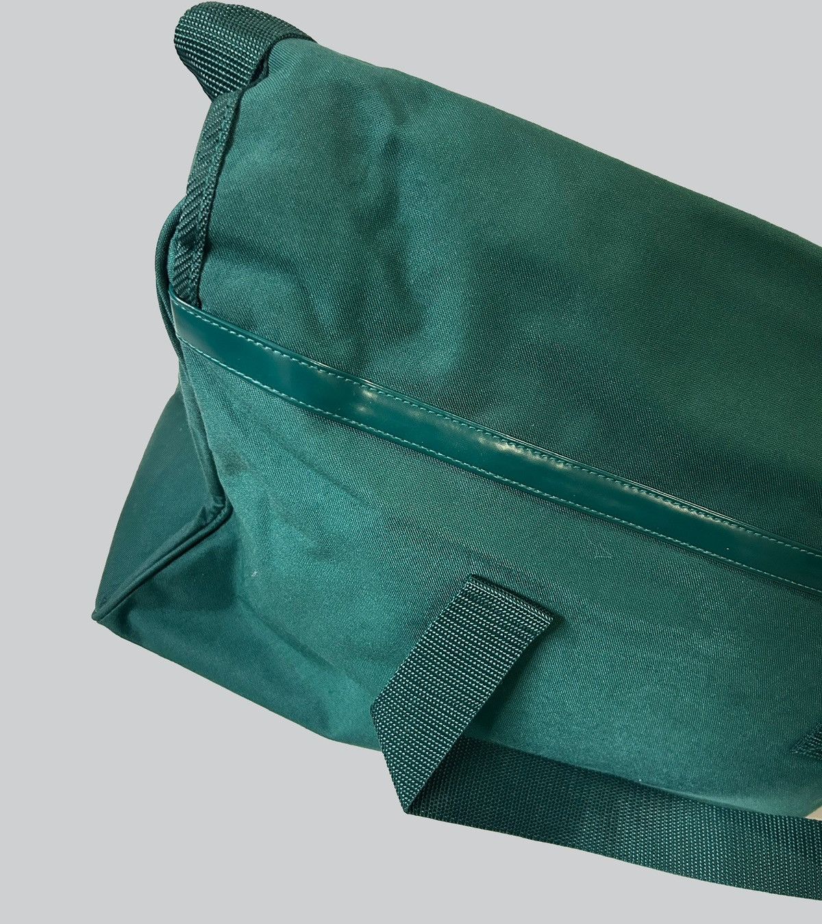 Van Cleef & Arpels TSAR Van Cleef & Arpels Strapped Travel Duffel Green Bag Size ONE SIZE - 7 Thumbnail