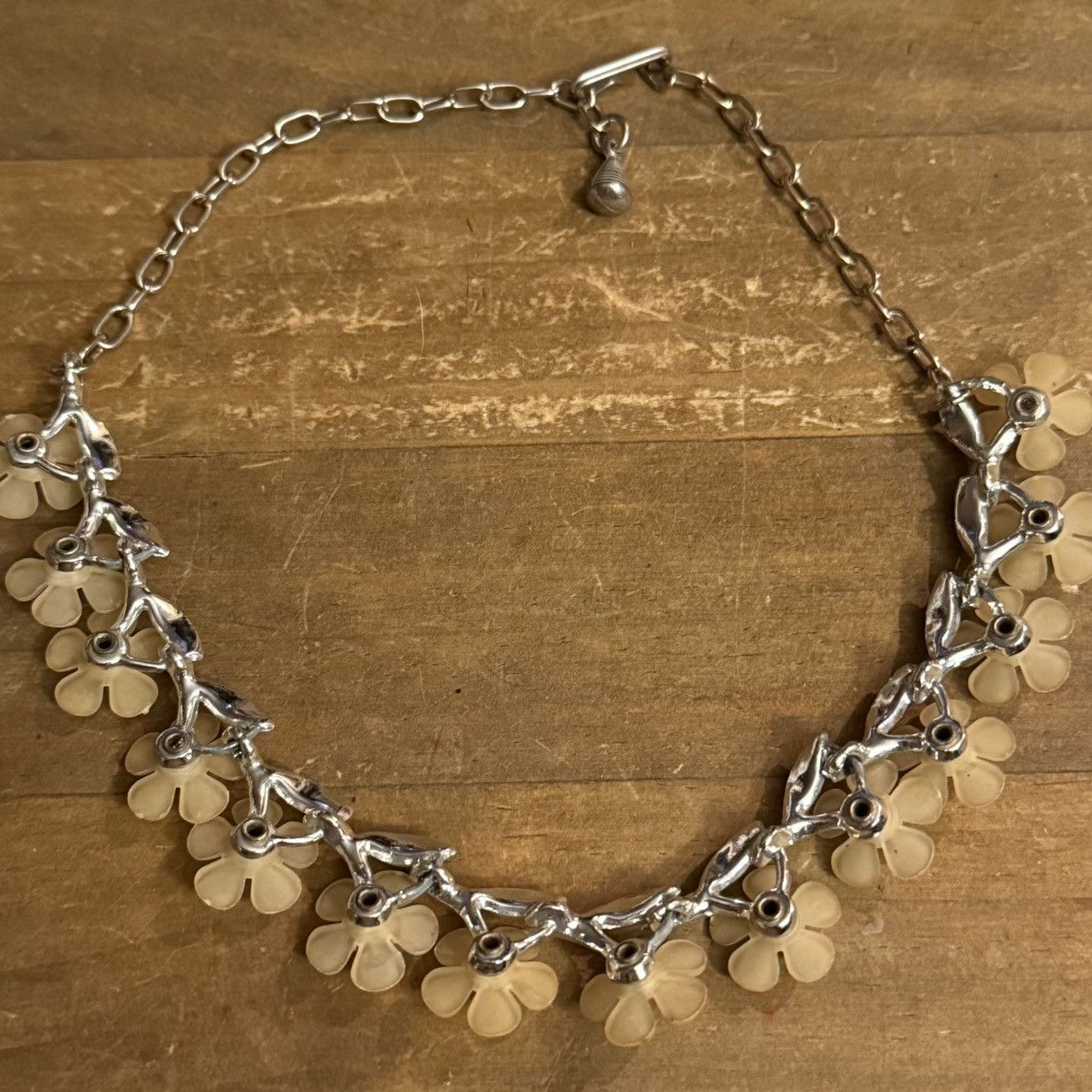 Vintage Vintage silver tone yellow Plumeria flowers necklace Size ONE SIZE - 6 Thumbnail
