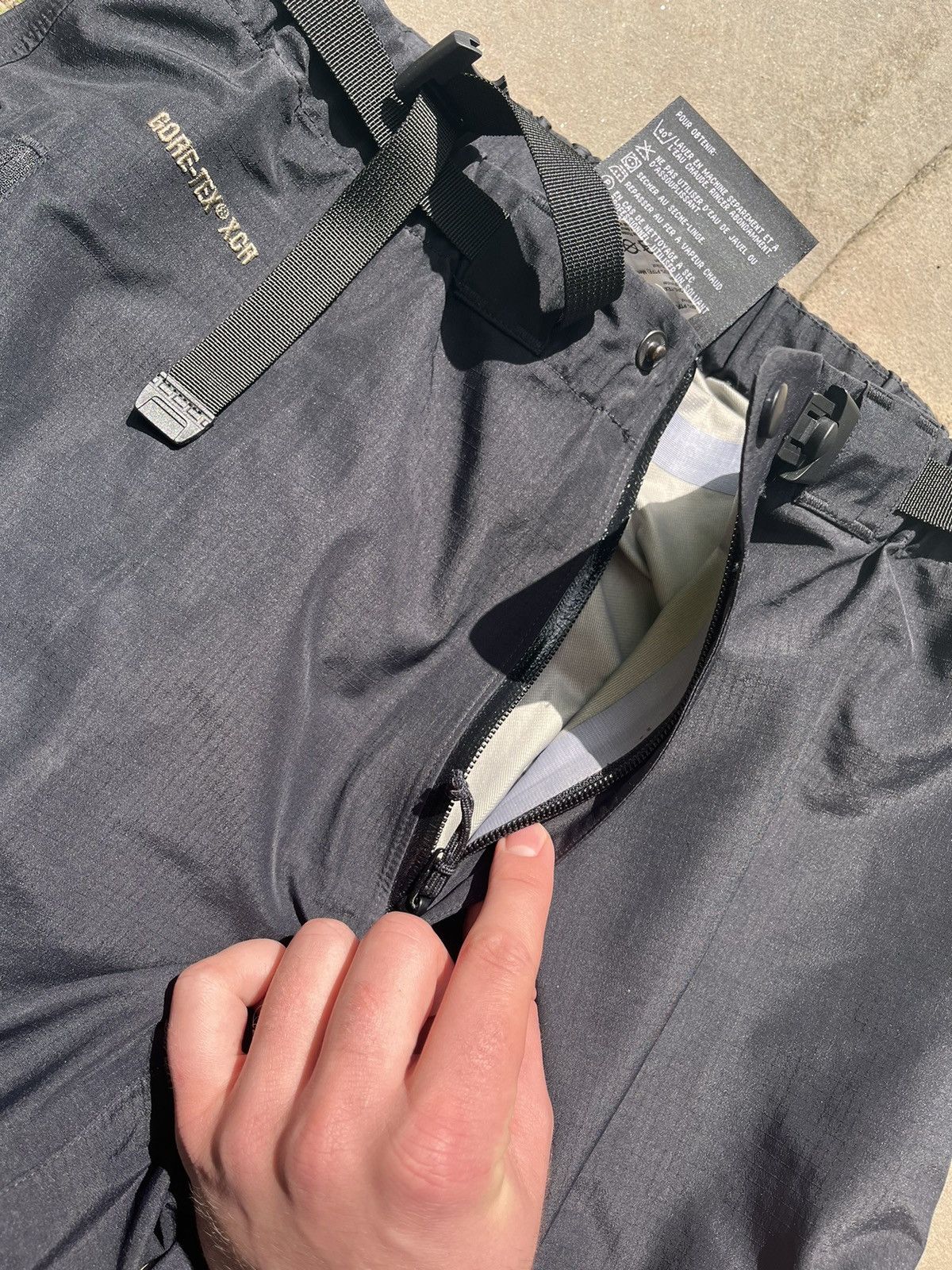 Arc'teryx Rare Vintage Arcteryx Gortex Pants Size US 33 - 8 Thumbnail