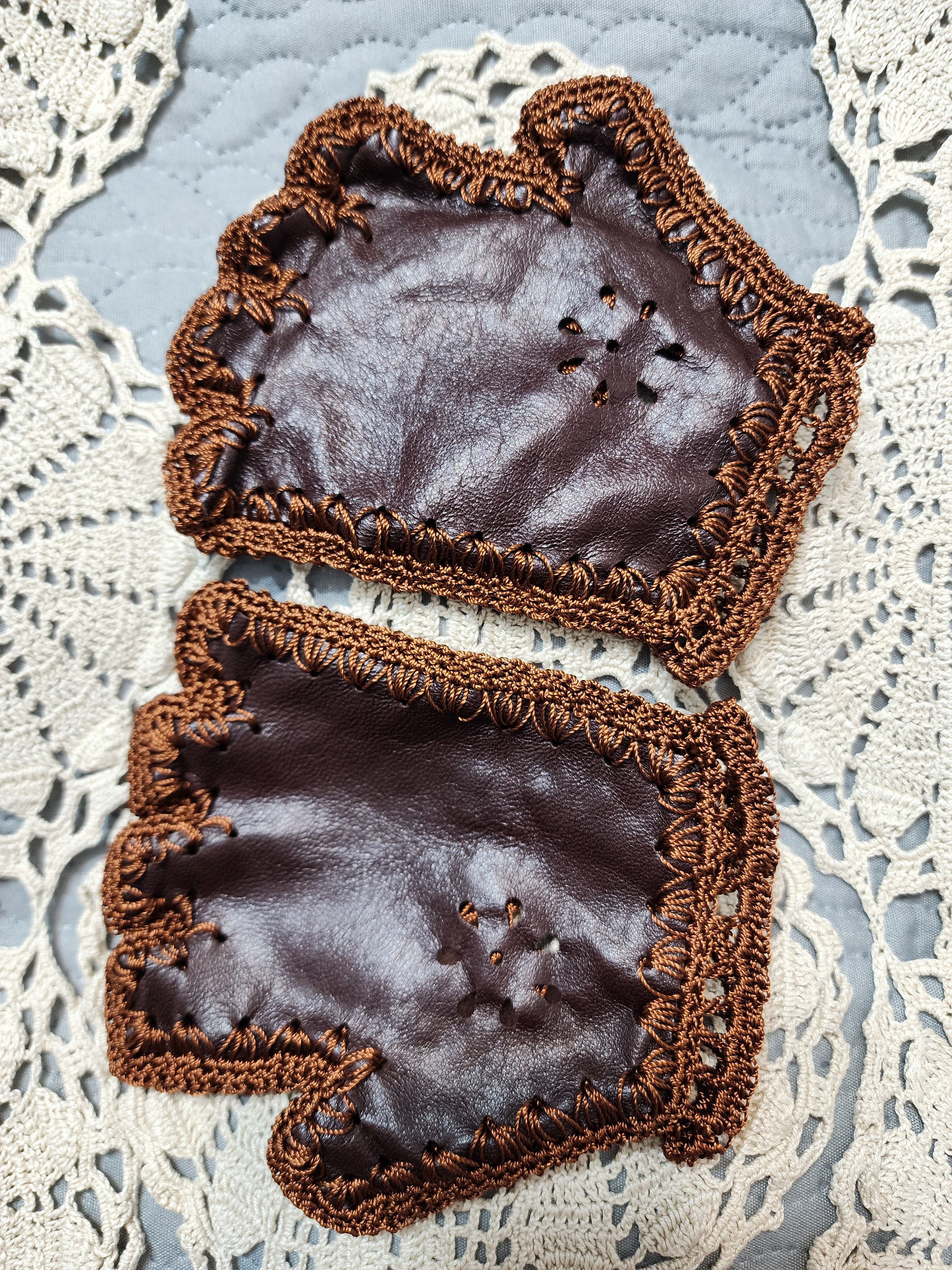 Handmade Women's leather fingerless gloves, handmade. Size ONE SIZE - 2 Thumbnail