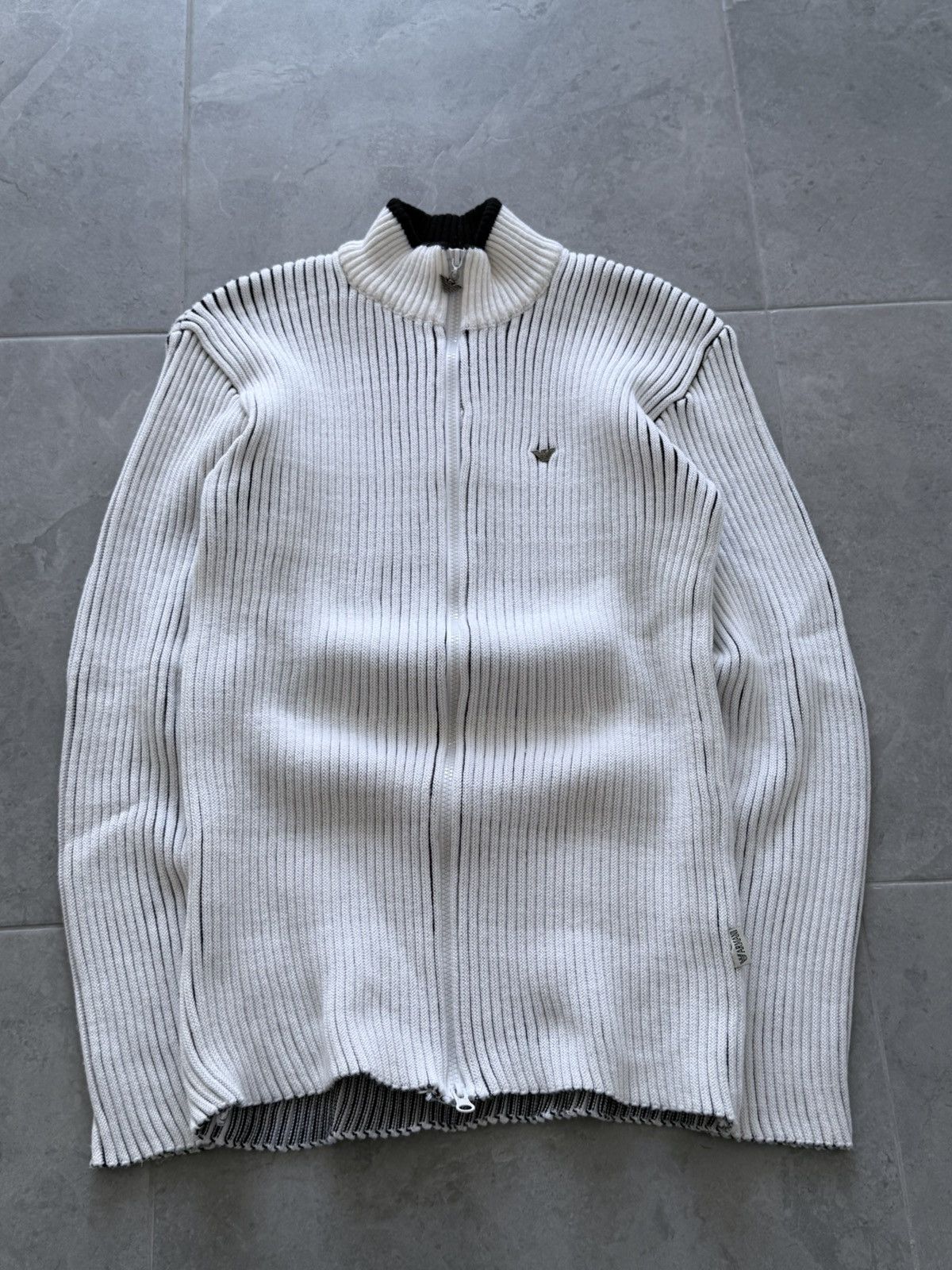 Emporio Armani 00s Vintage Avant Garde Emporio Armani Knit Zip Sweater Size US L / EU 52-54 / 3 - 1 Thumbnail