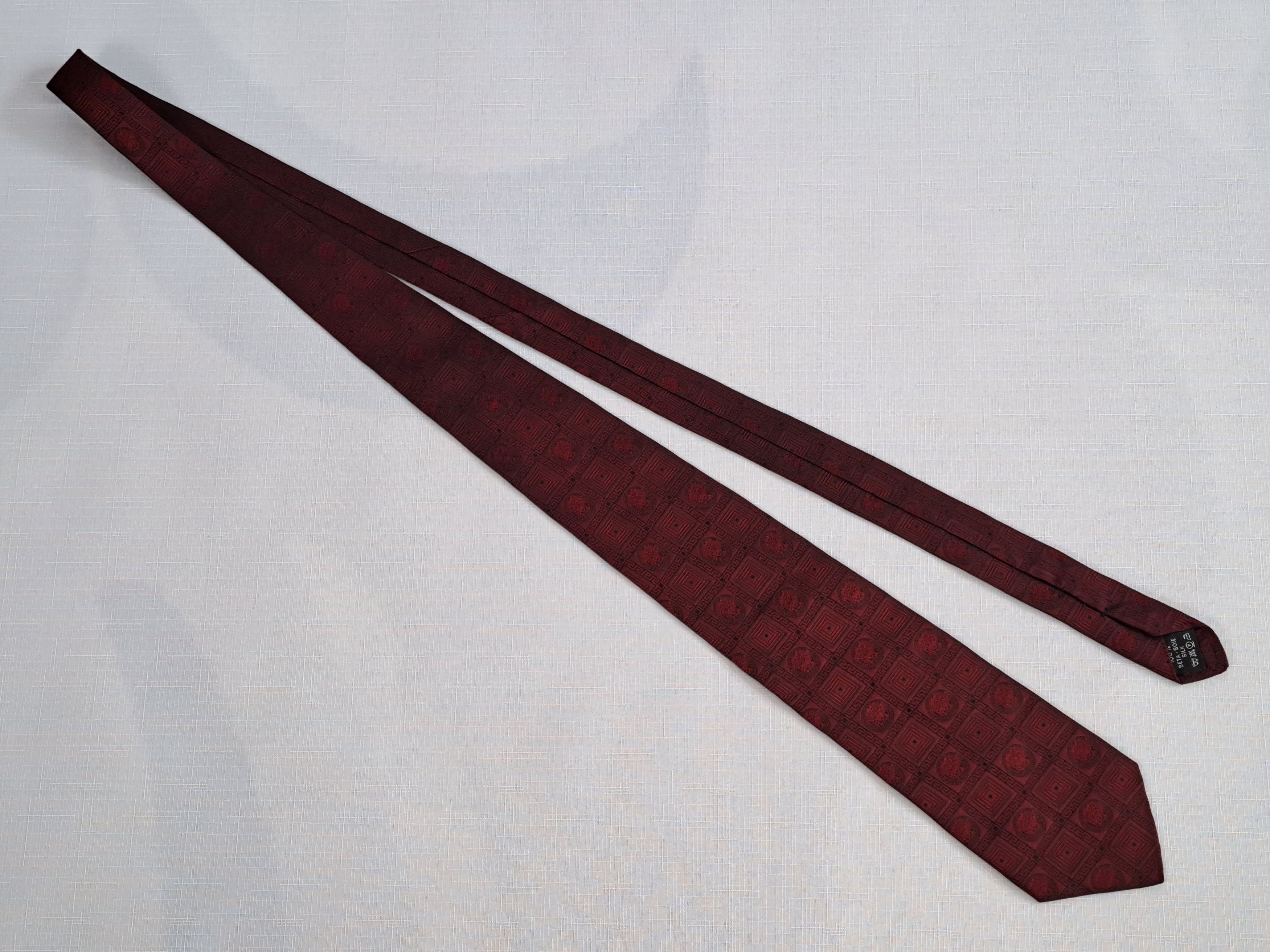 Versace × Vintage Vintage Gianni Versace Medusa silk tie. Made in Italy Size ONE SIZE - 5 Thumbnail