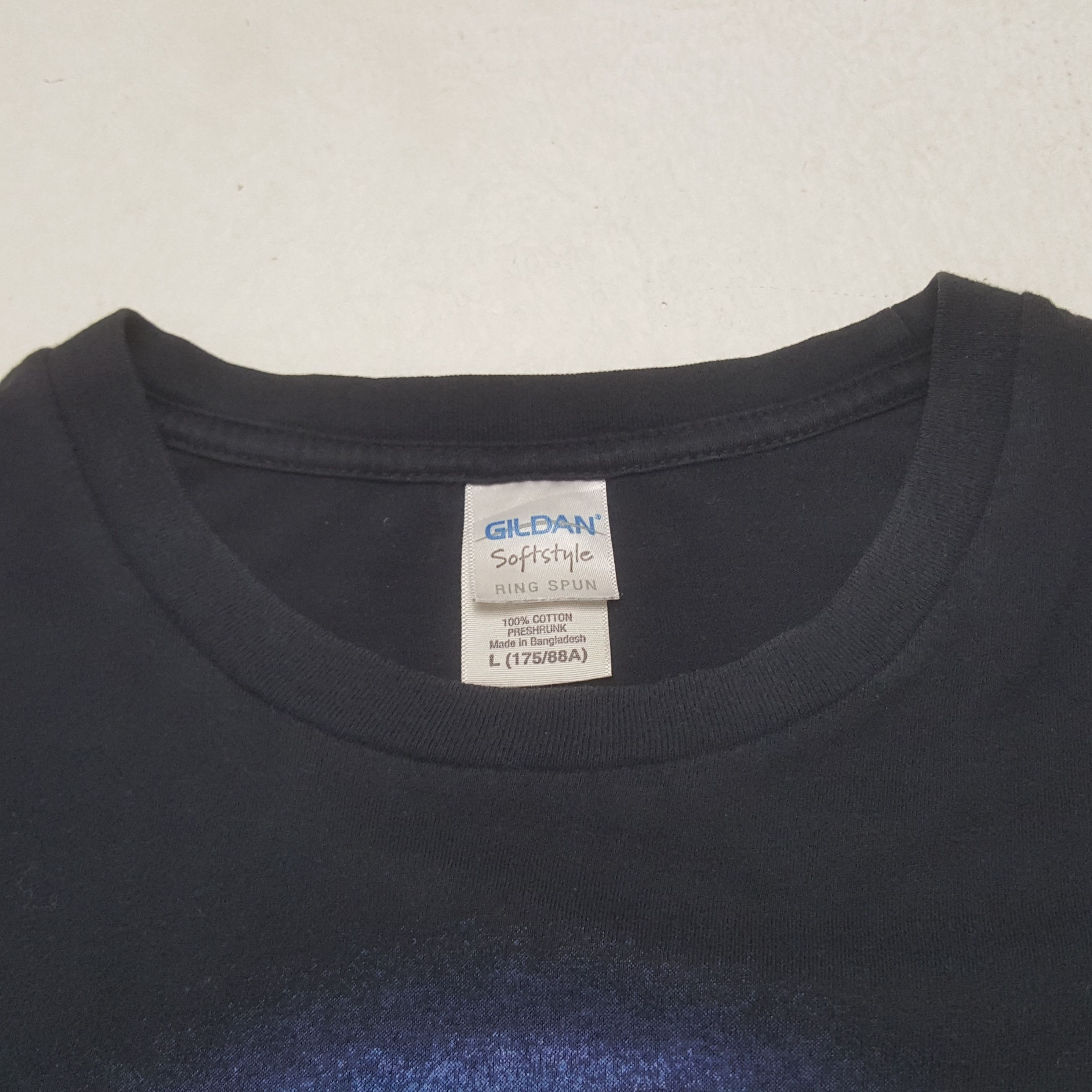 Other Vintage The Avril Lavigne Tour 2014 Tshirt Size US M / EU 48-50 / 2 - 5 Thumbnail