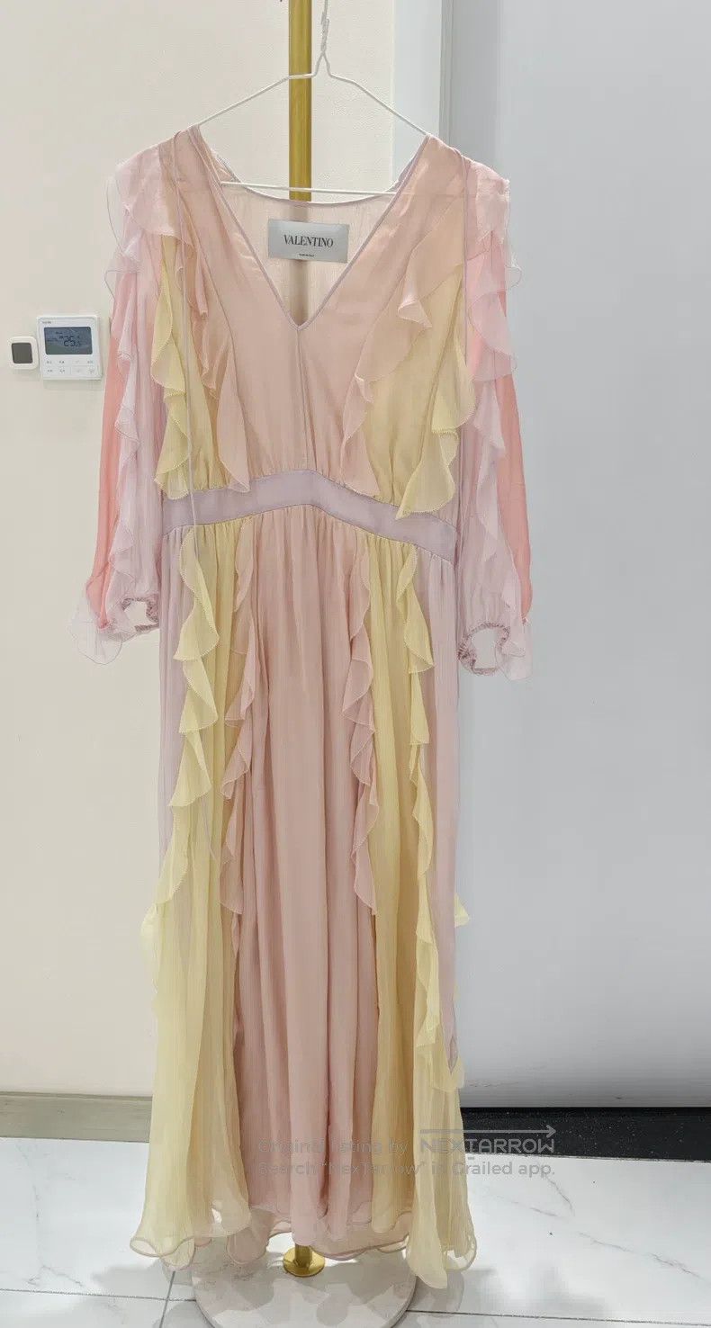 Valentino Valentino dress Size S / US 4 / IT 40 - 1 Thumbnail