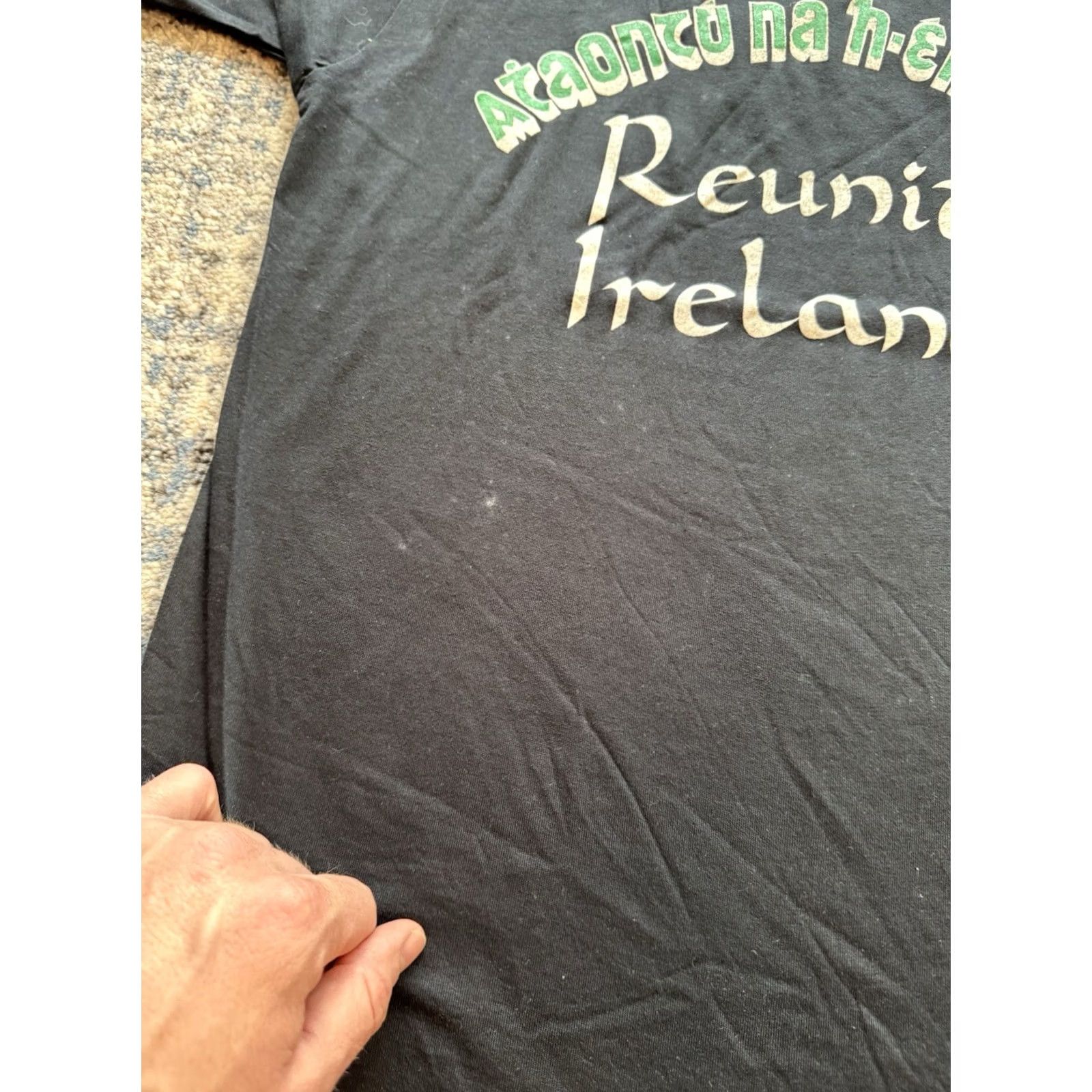 Vintage VINTAGE Screen Stars Reunite Ireland! Ataontú na h-Eireann! Noraid The Troubles T Shirt 80s L Black Men Size US L / EU 52-54 / 3 - 7 Thumbnail