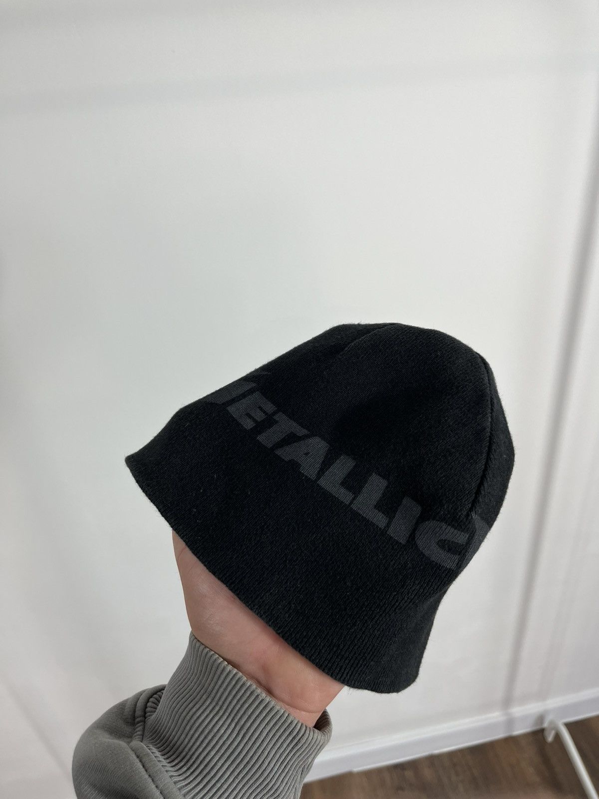 Metallica Reversible Metallica Beanie Hat Black & Grey Graphic Skull Size ONE SIZE - 9 Thumbnail