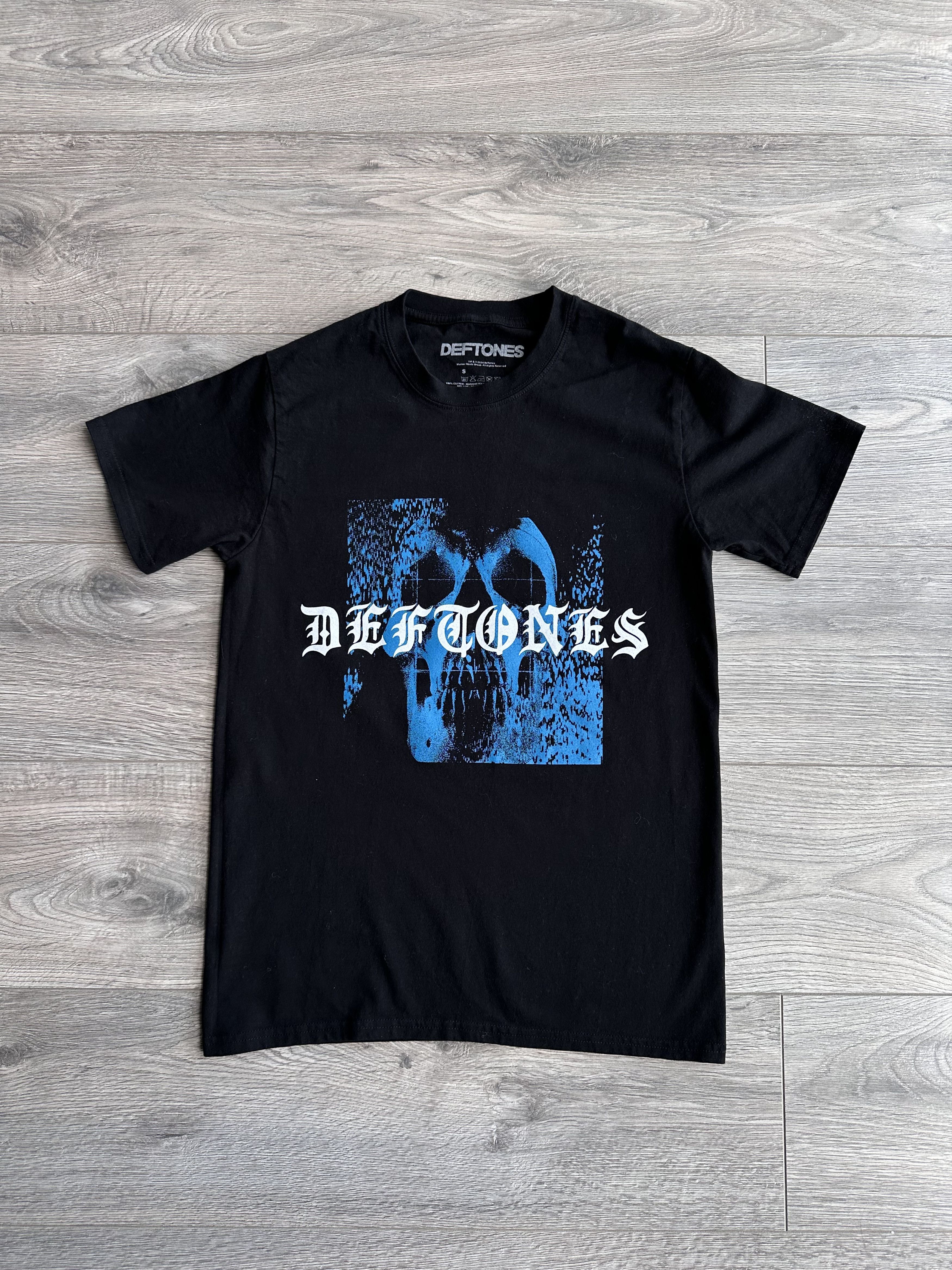 Band Tees Deftones t shirt Size US S / EU 44-46 / 1 - 1 Thumbnail