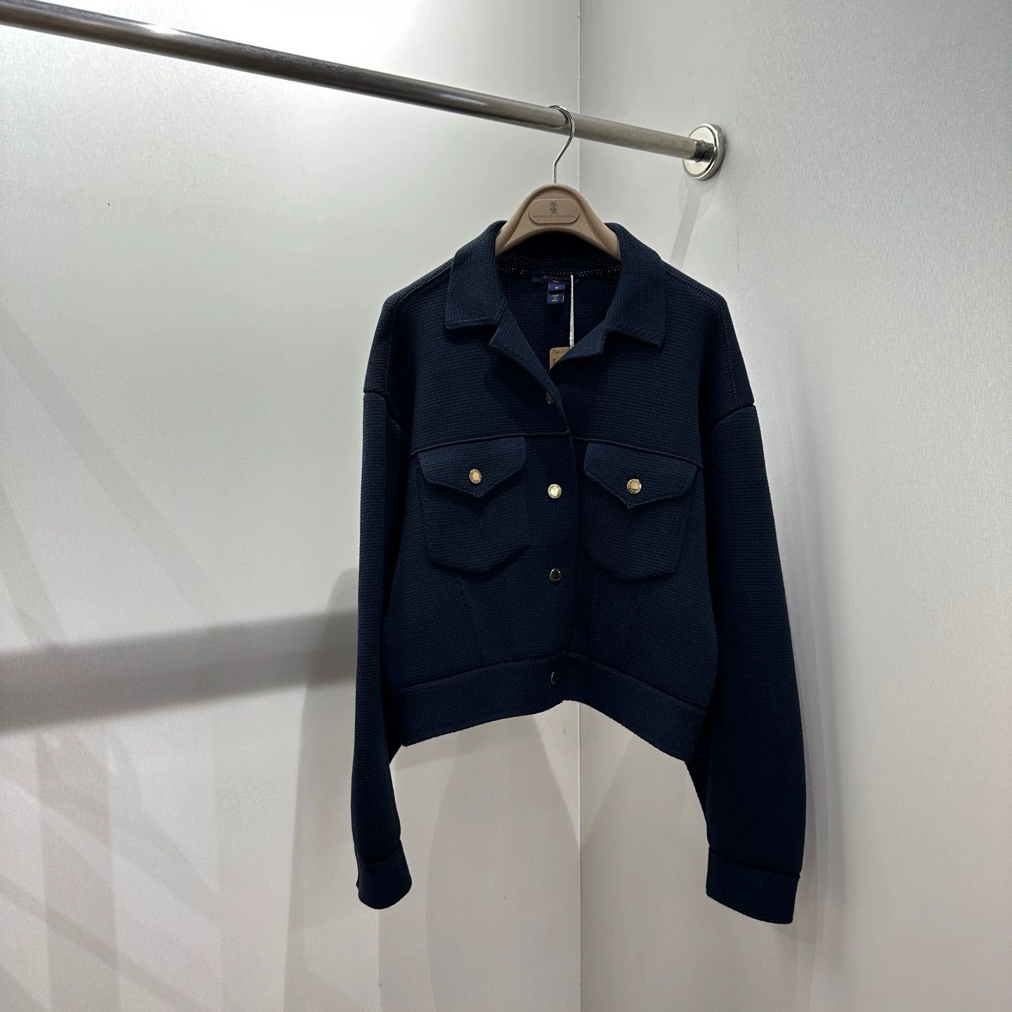 Louis Vuitton LV SS24 single-breasted notch lapel cotton jacket M Size M / US 6-8 / IT 42-44 - 1 Thumbnail