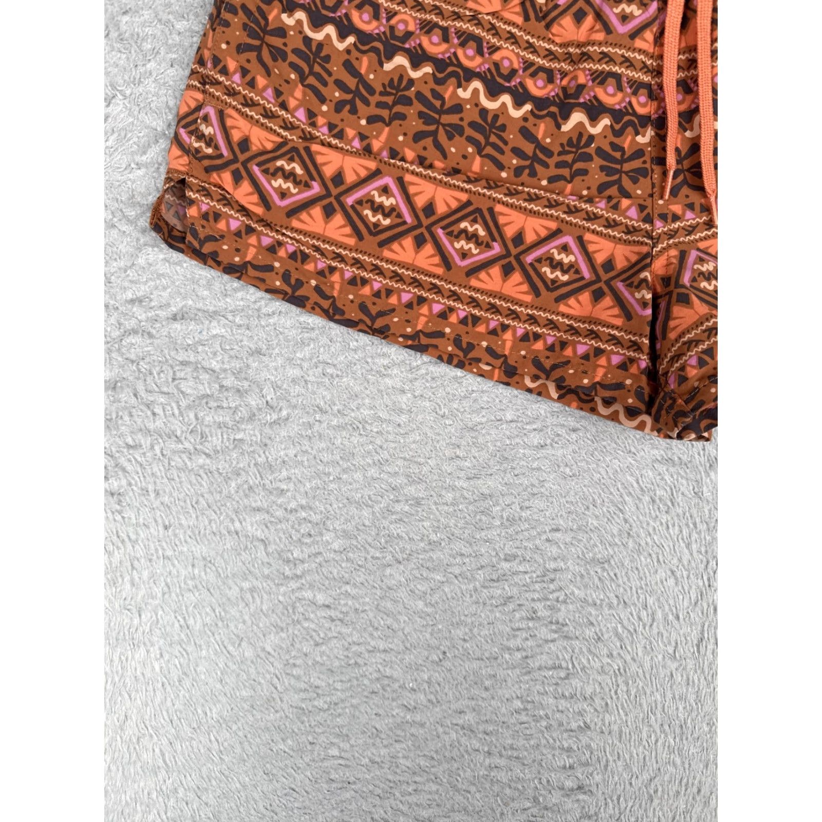 Patagonia Patagonia Womens Short Shorts Casual Beach Geometric Tribal Orange Nylon Drawstring Pockets Size 32" / US 10 / IT 46 - 3 Thumbnail