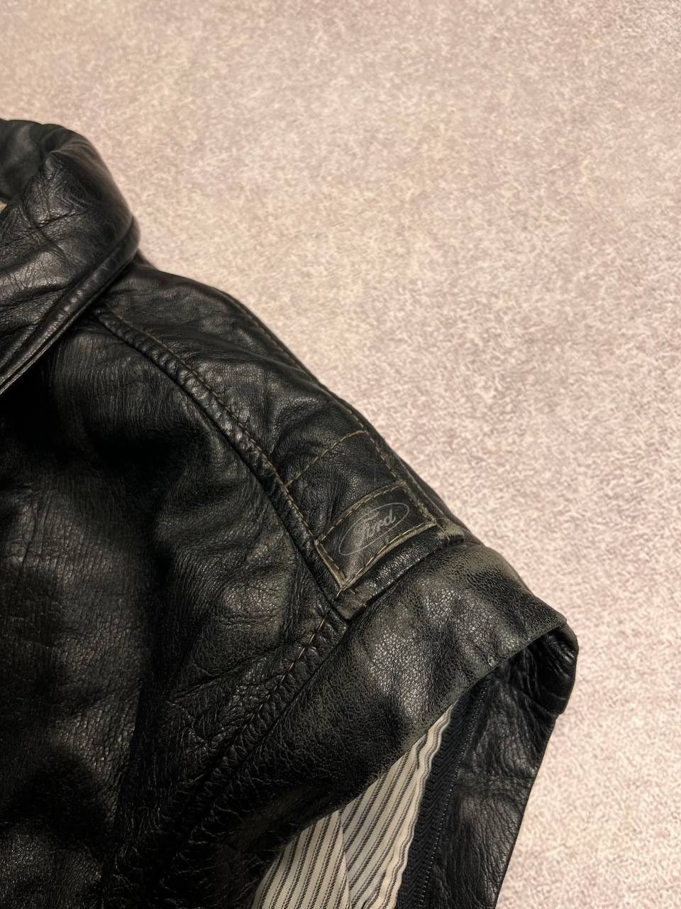 Genuine Leather × Vintage Vintage Genuine Leather Black Avantgarde Moto Vest Y2K L Size US L / EU 52-54 / 3 - 2 Thumbnail