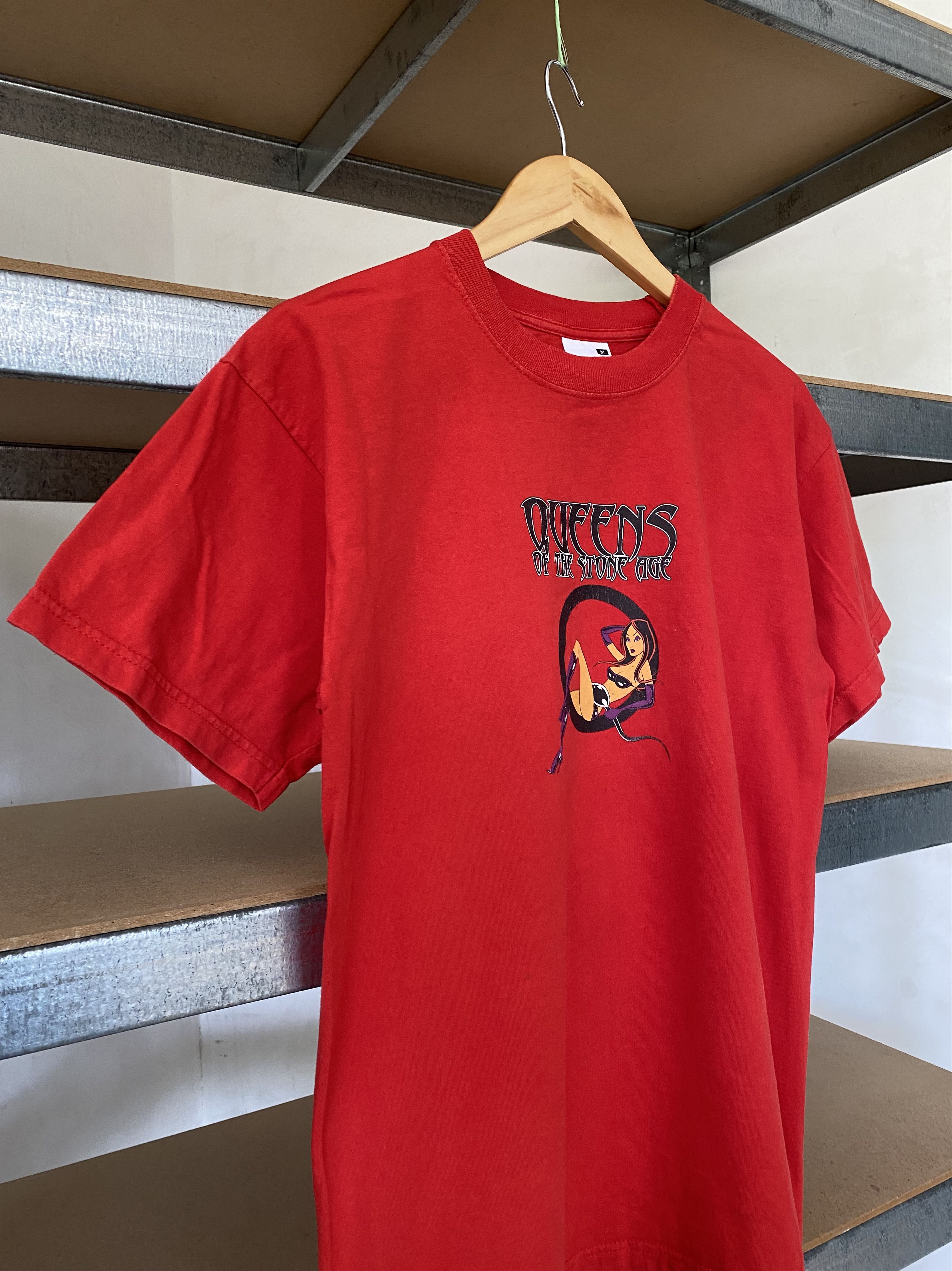 Band Tees × Vintage Queens Of The Stone Age Vintage 2000s Tee Size US M / EU 48-50 / 2 - 6 Thumbnail