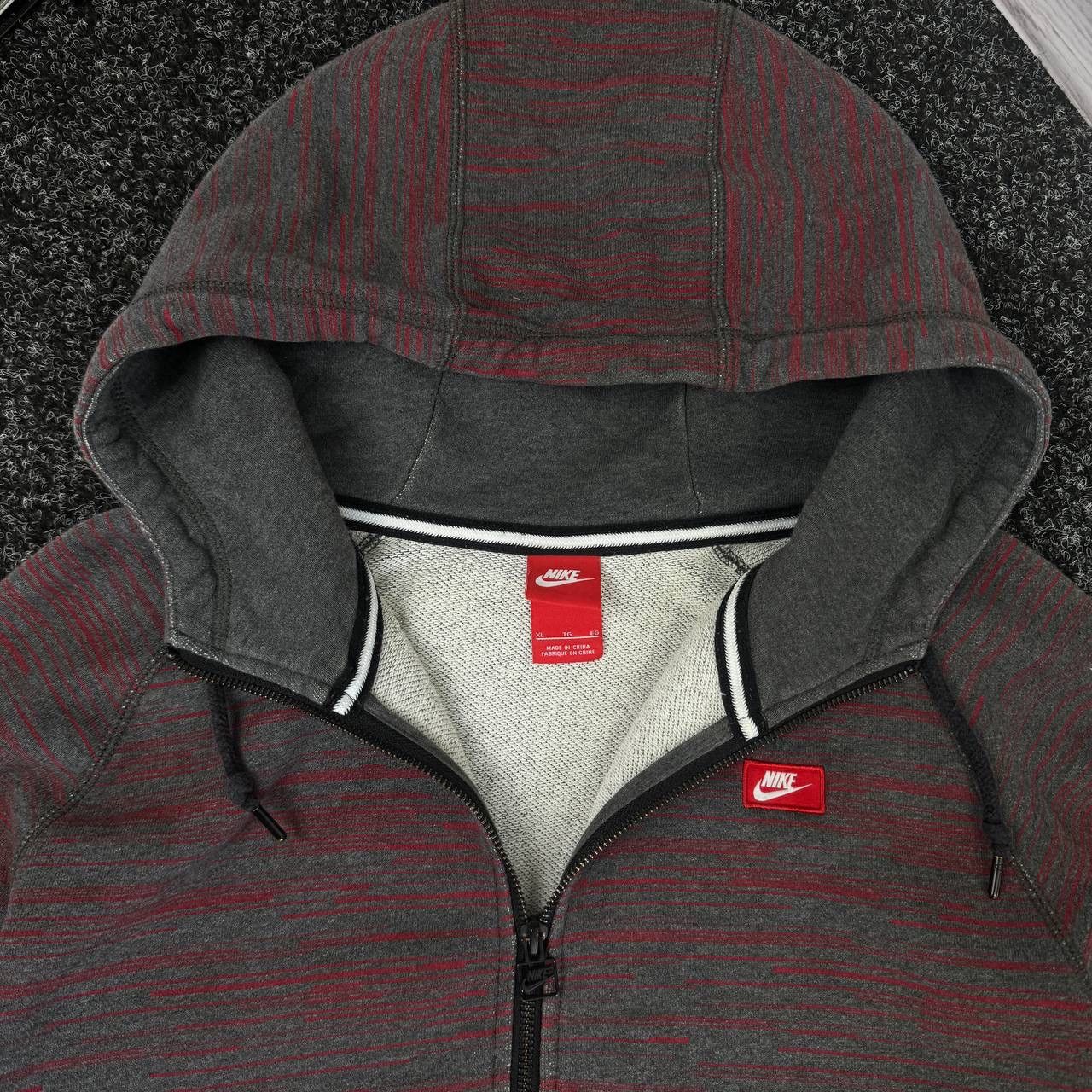 Nike Nike vintage zip hoodie stripped y2k skater style techwear Size US XL / EU 56 / 4 - 3 Thumbnail