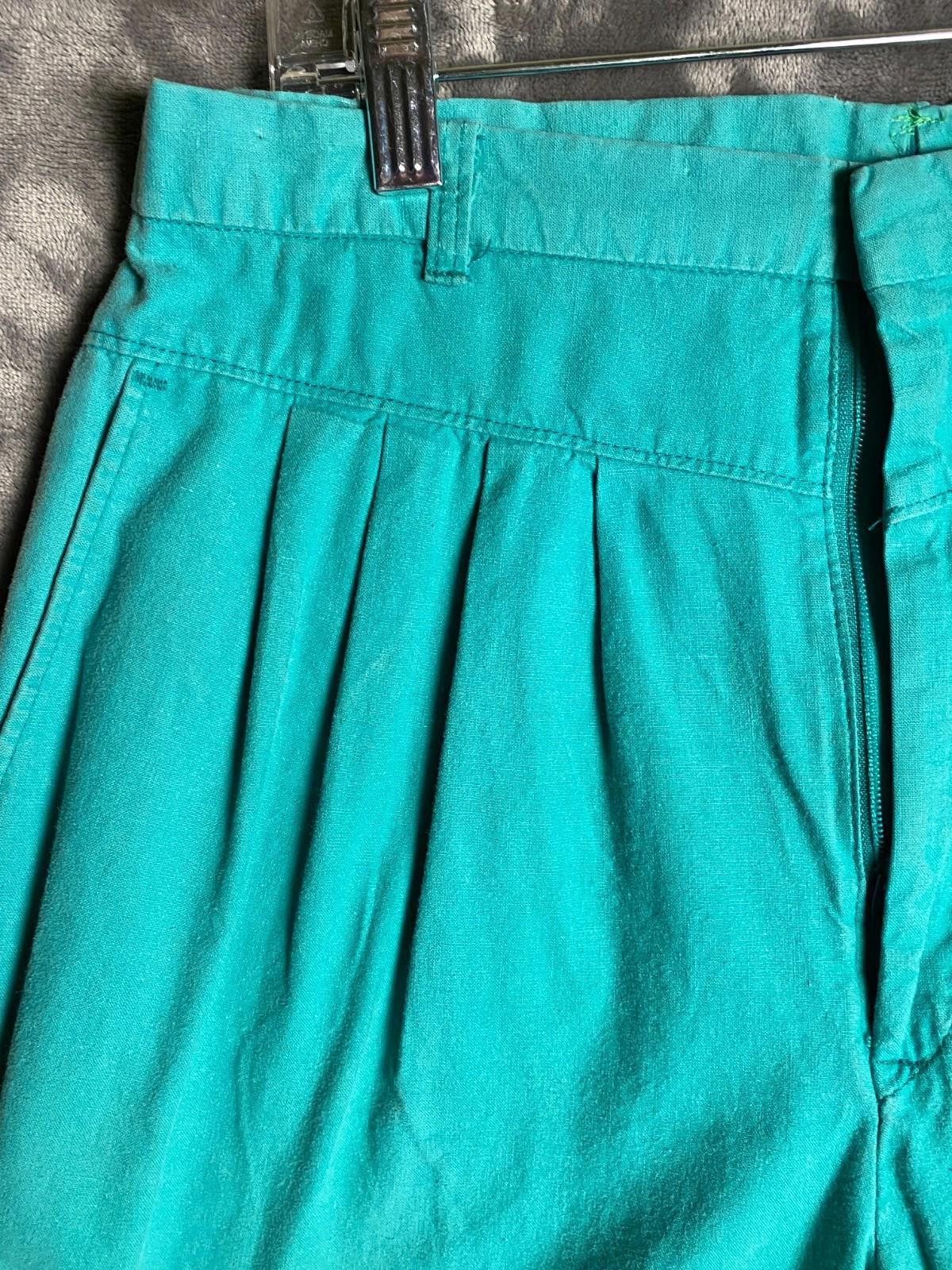 The Unbranded Brand 90s Shorts Womens Mint Pleated Y2K High Rise Mom Short (B17) Size 36" / US 14 / IT 50 - 5 Thumbnail