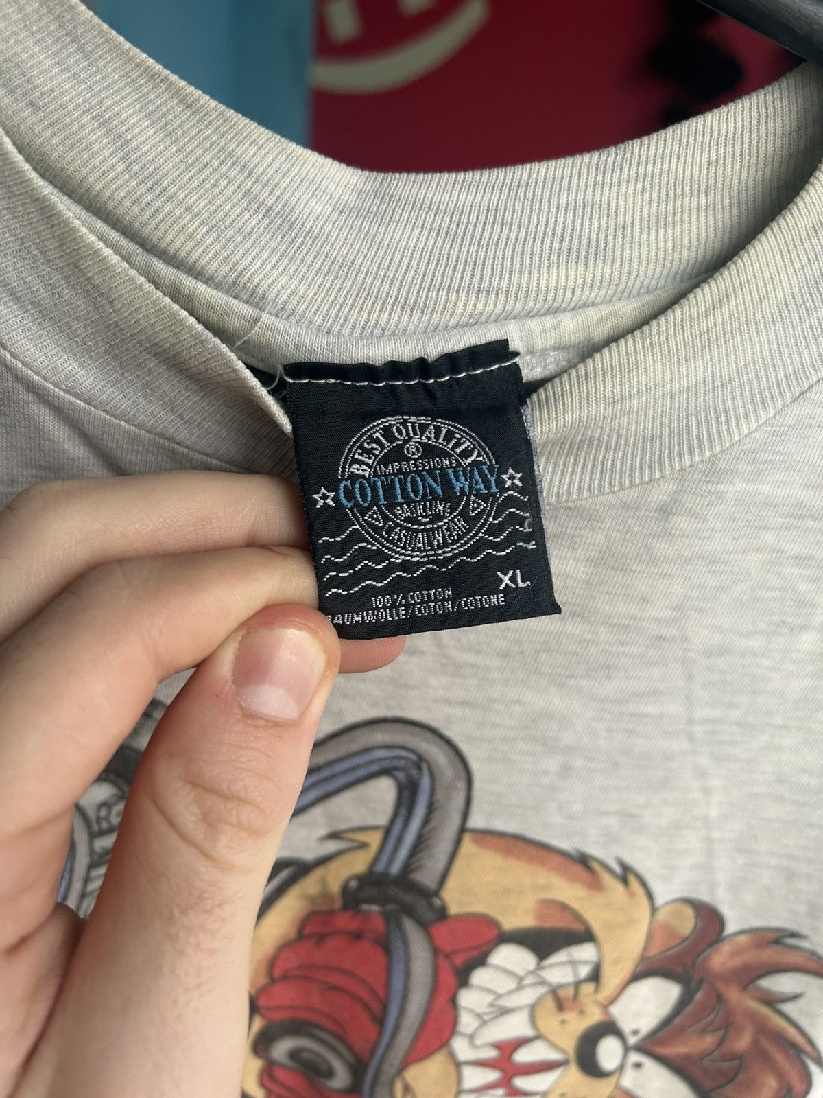 Vintage Vintage Warner Bros. 1996 TAZ Big Logo Rare Merch T-Shirt Size US XL / EU 56 / 4 - 9 Thumbnail