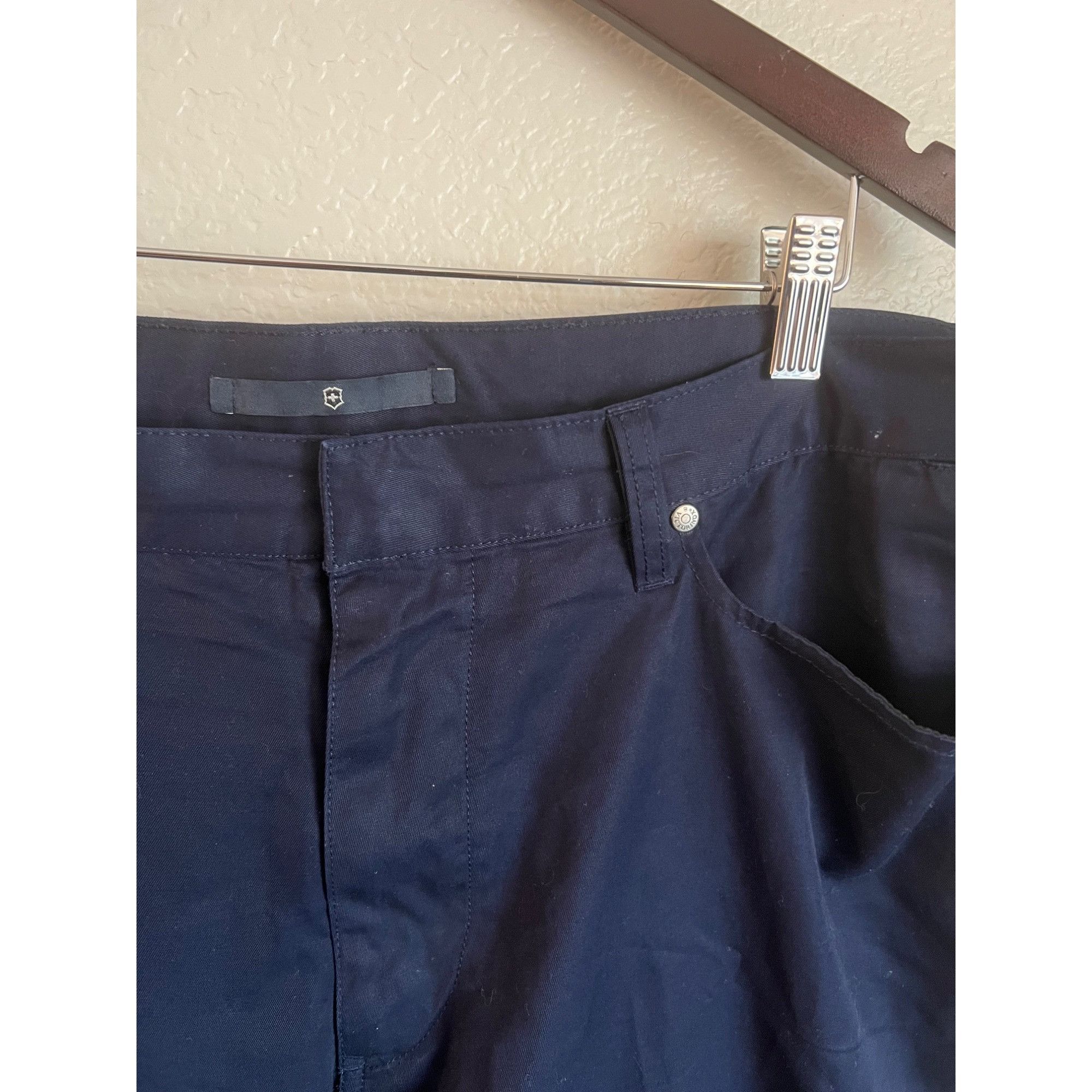 Victorinox Victorinox Mens Pants - Size 36x30 Size US 36 / EU 52 - 2 Thumbnail