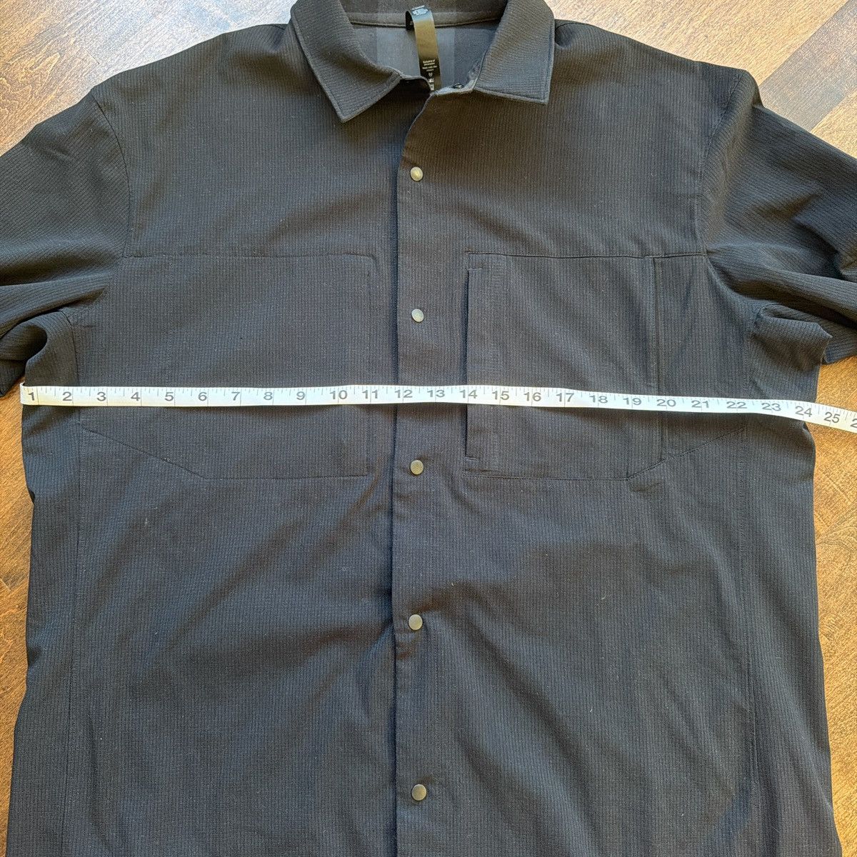 Lululemon Lululemon medium weight Over-shirt/ Reversible Flannel Size US XL / EU 56 / 4 - 2 Thumbnail