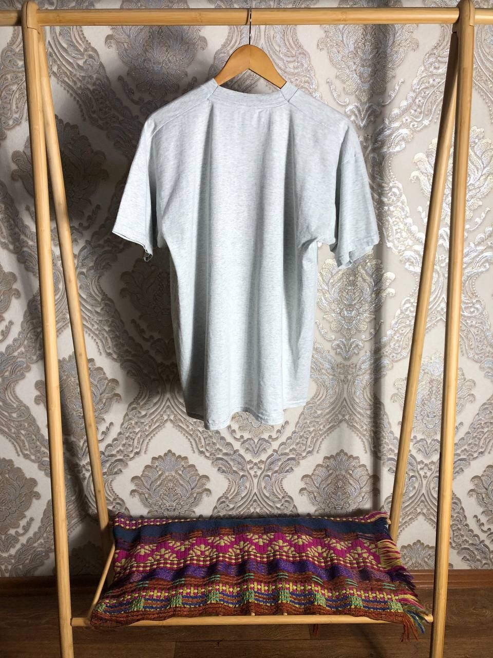 Vintage VERY RARE FRUIT OF THE LOOM DESIGNER T-SHIRT 1991 Y2K 90s Size US XL / EU 56 / 4 - 7 Thumbnail