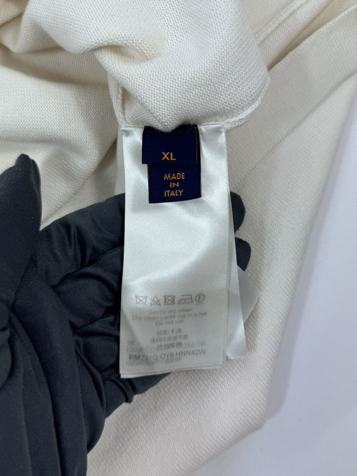 Louis Vuitton LOGO EMBROIDERED T-SHIRT Size US XL / EU 56 / 4 - 5 Thumbnail