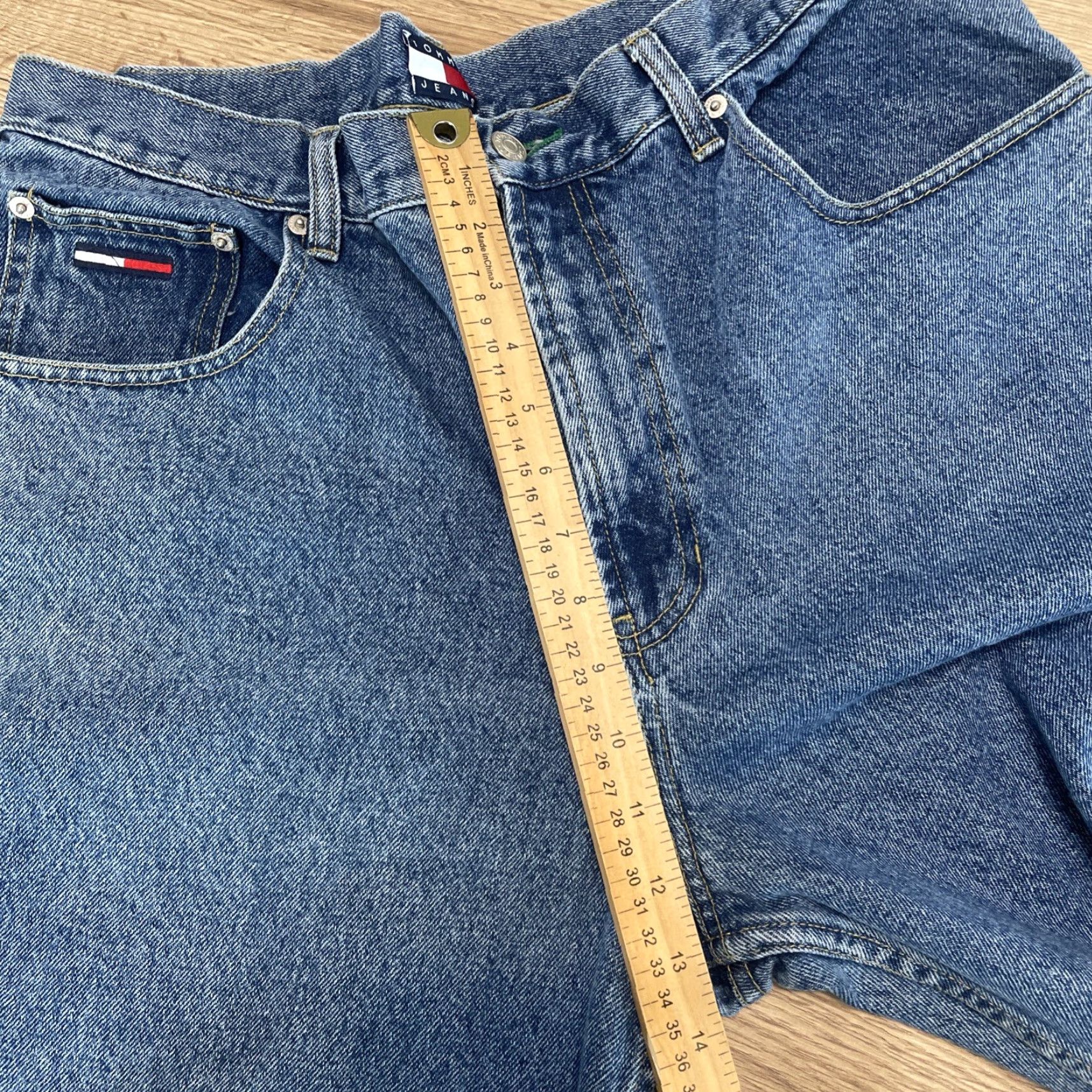 Tommy Hilfiger VINTAGE Tommy Hilfiger Jeans Men 36x32 Relaxed Straight Leg Blue Cotton Flag 2000s Size US 36 / EU 52 - 5 Thumbnail