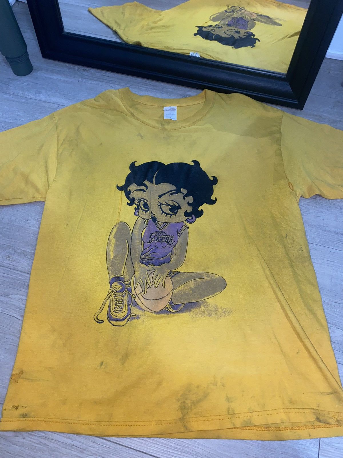 NBA × Vintage Rare Vintage / Y2K Betty Boop NBA Los Angeles Lakers Shirt Size US XL / EU 56 / 4 - 1 Thumbnail