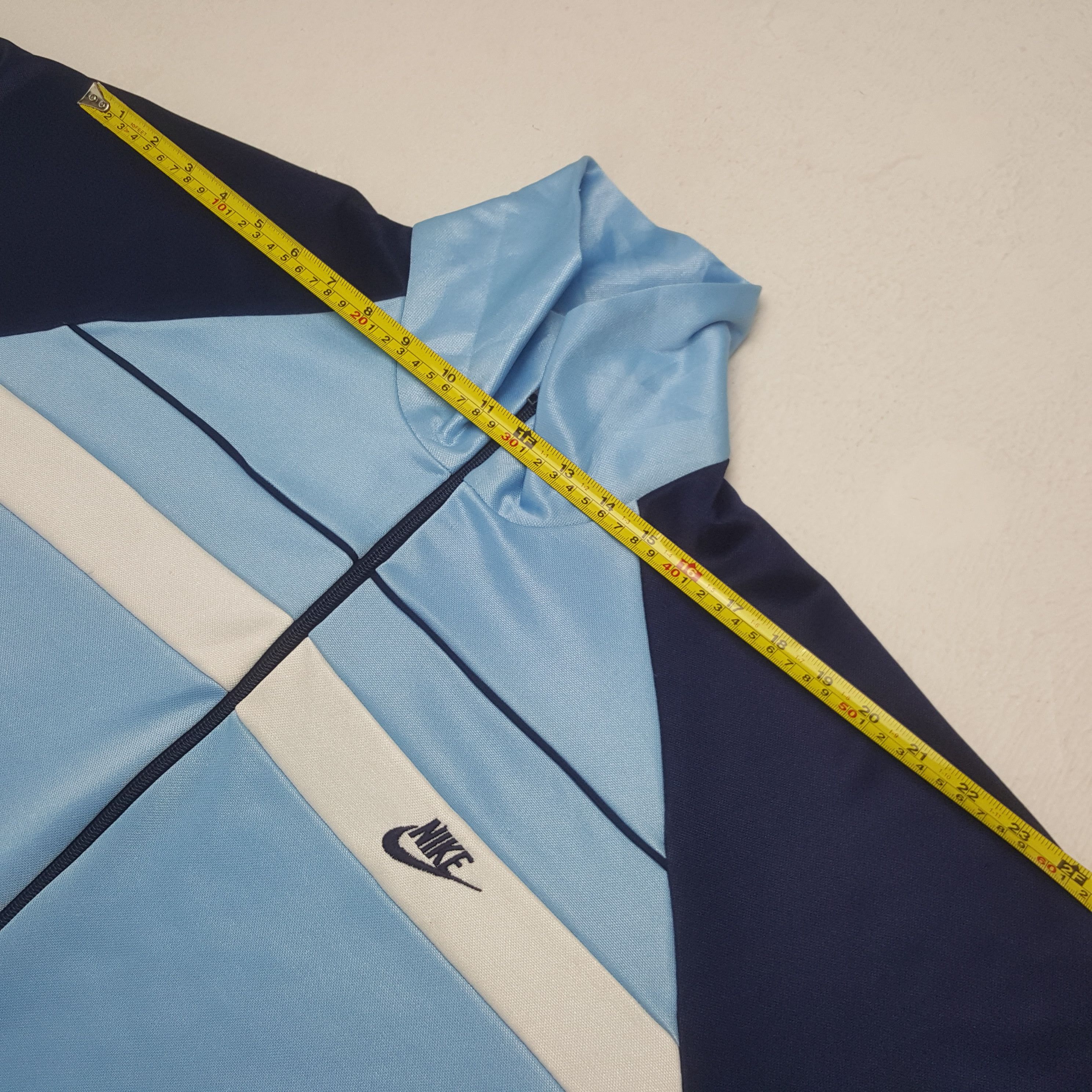 Nike Vintage Nike Track Sport Jacket Size US L / EU 52-54 / 3 - 5 Thumbnail