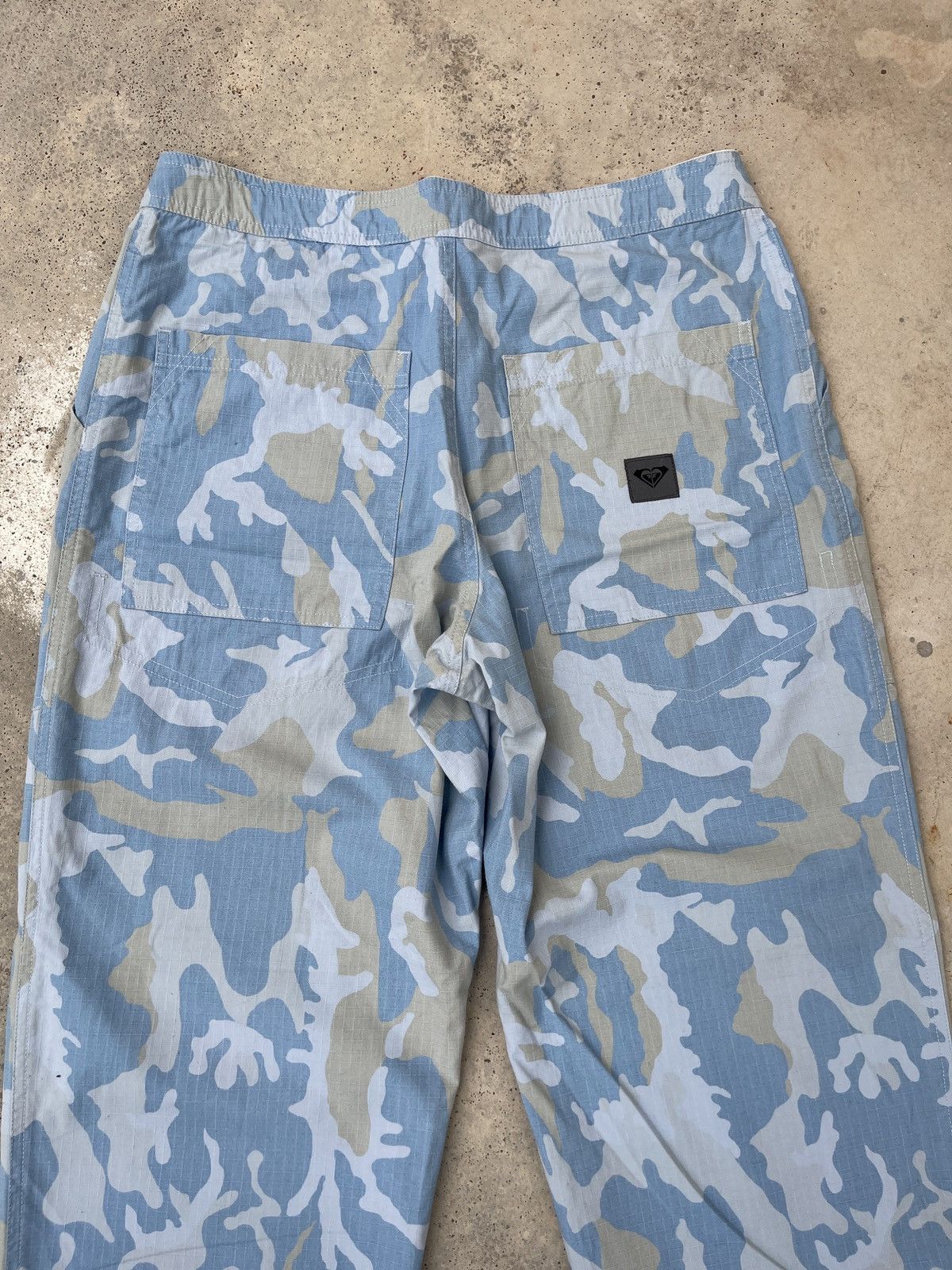 Japanese Brand × Quiksilver Vintage Y2K Quicksilver X Roxy Camouflage Pants Size US 32 / EU 48 - 4 Thumbnail