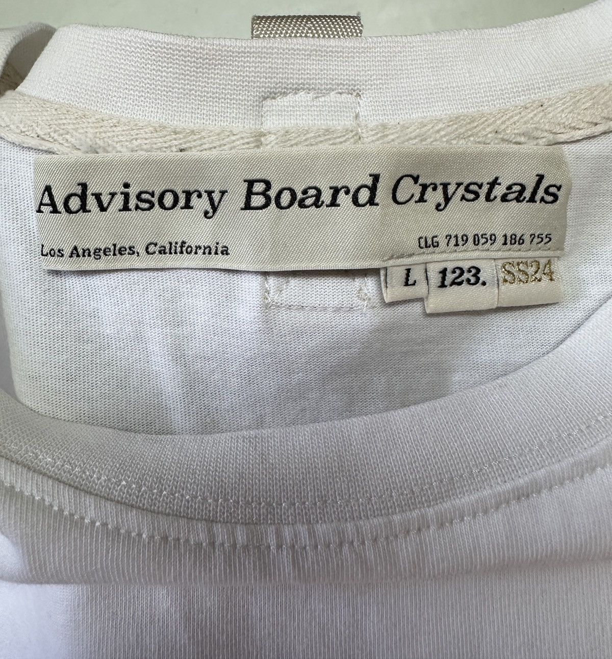 Advisory Board Crystals Advisory Board Crystals 123 Holographic Patch SS24 T-shirt Size US L / EU 52-54 / 3 - 3 Thumbnail