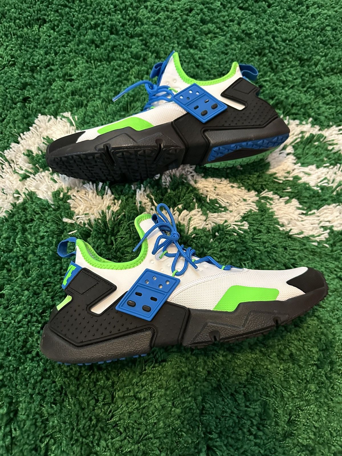 Nike Nike Air Huarache Drift Sneakers 11 Size US 11 / EU 44 - 2 Thumbnail