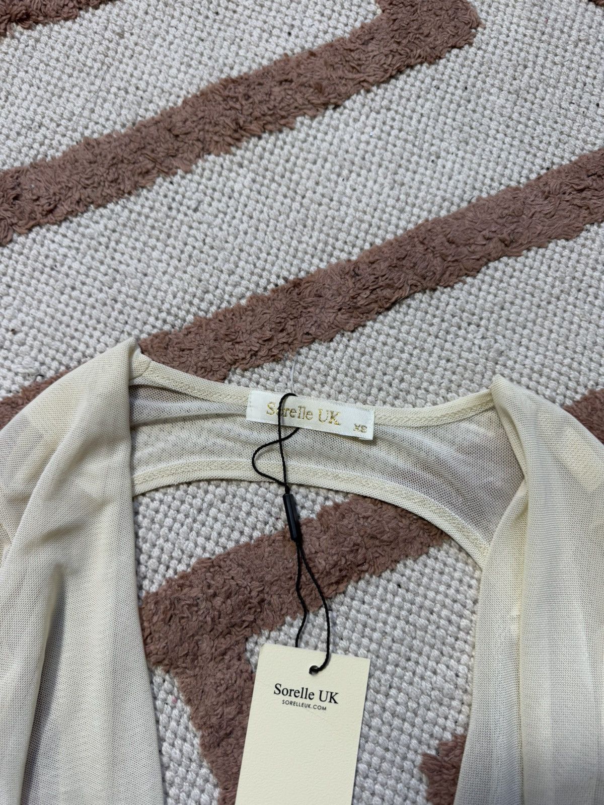 Vintage MESH OPEN BACK ISSEY MIYAKE STYLE LONG SLEEVE Size XS / US 0-2 / IT 36-38 - 4 Thumbnail