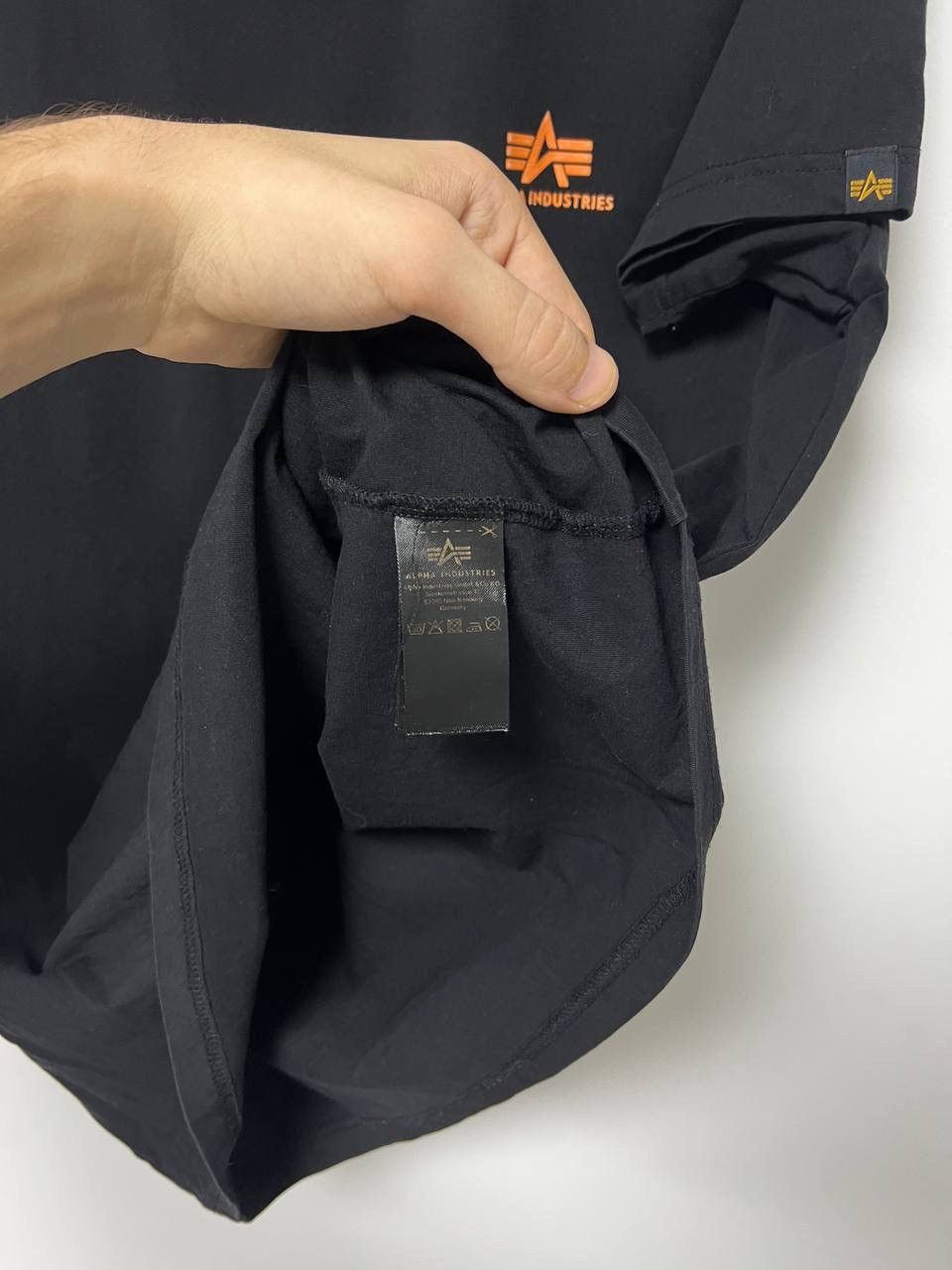Alpha Industries Alpha Industries Small logo T shirt Short sleeve Black Y2k L Size US L / EU 52-54 / 3 - 15 Thumbnail