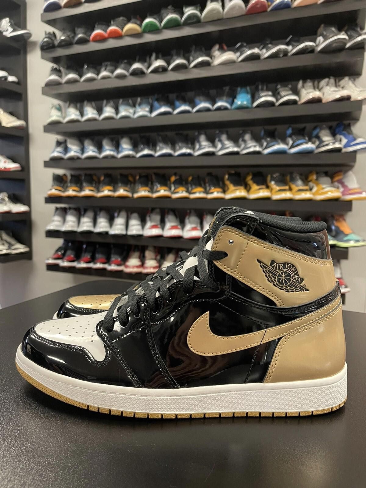 Jordan Brand Size 12 - Air Jordan 1 Retro High OG NRG Gold Top 3 “2017” Size US 12 / EU 45 - 1 Thumbnail