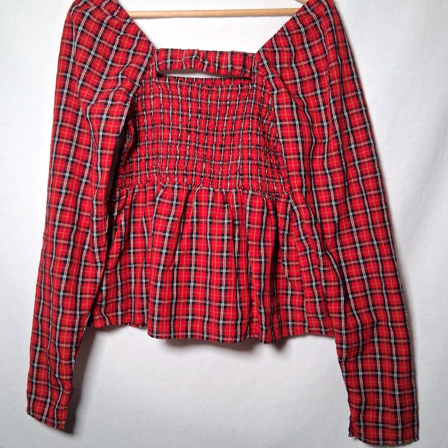 Old Navy Old Navy Blouse M Tall Red Plaid Tartan Smocked Peasant Milk Maid Crinkled Size M / US 6-8 / IT 42-44 - 3 Thumbnail
