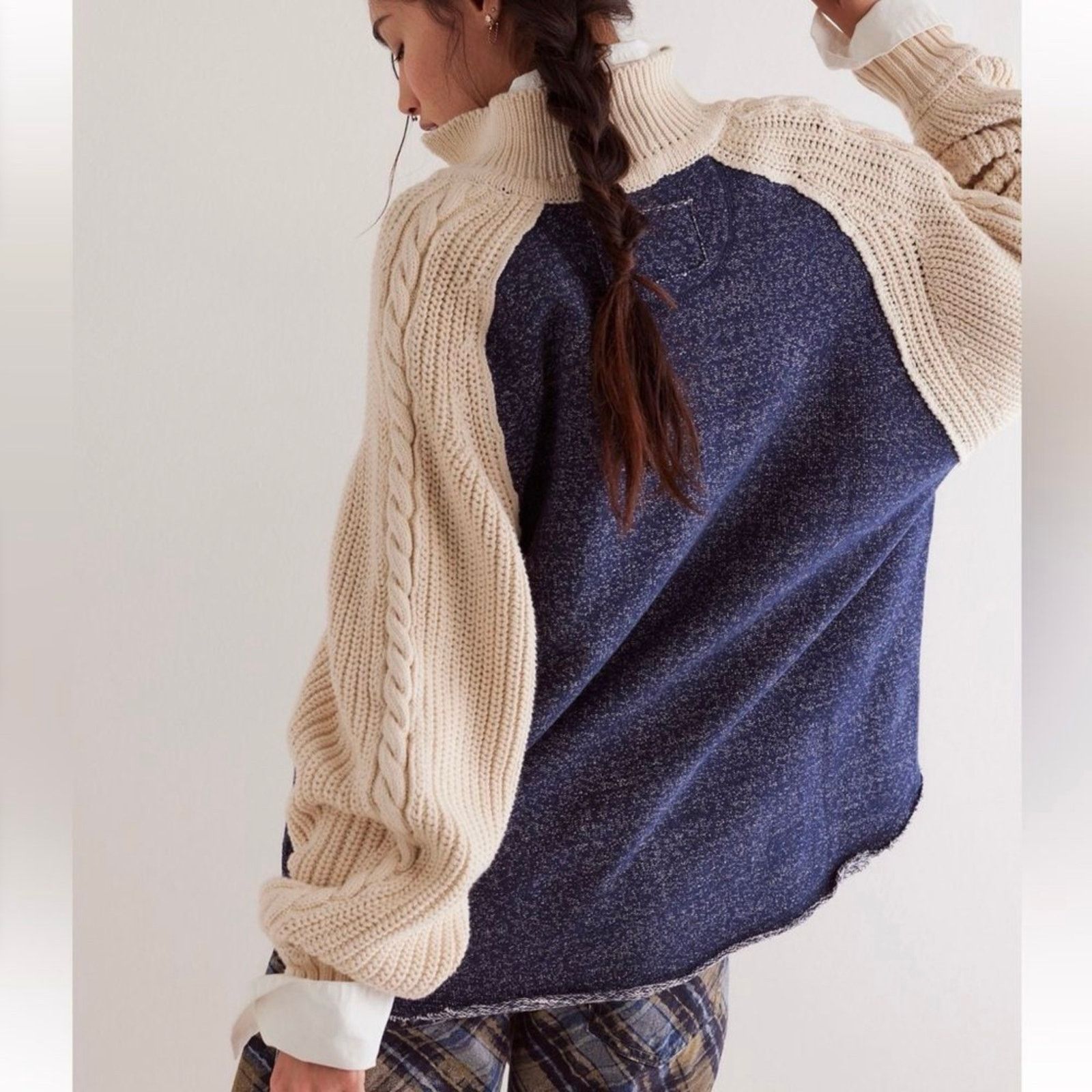Free People NWT Free People We The Free Marco Polo Sweater Navy Combo M Size M / US 6-8 / IT 42-44 - 2 Thumbnail