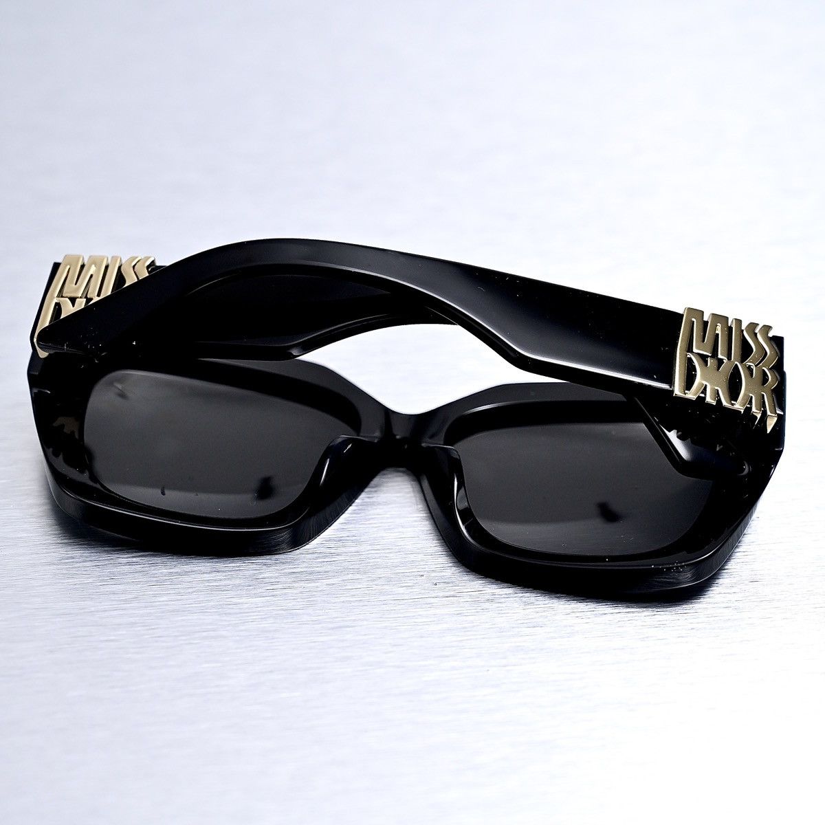 Dior DIOR MISSDIOR S2I 10A0 SUNGLASSES Size ONE SIZE - 9 Thumbnail
