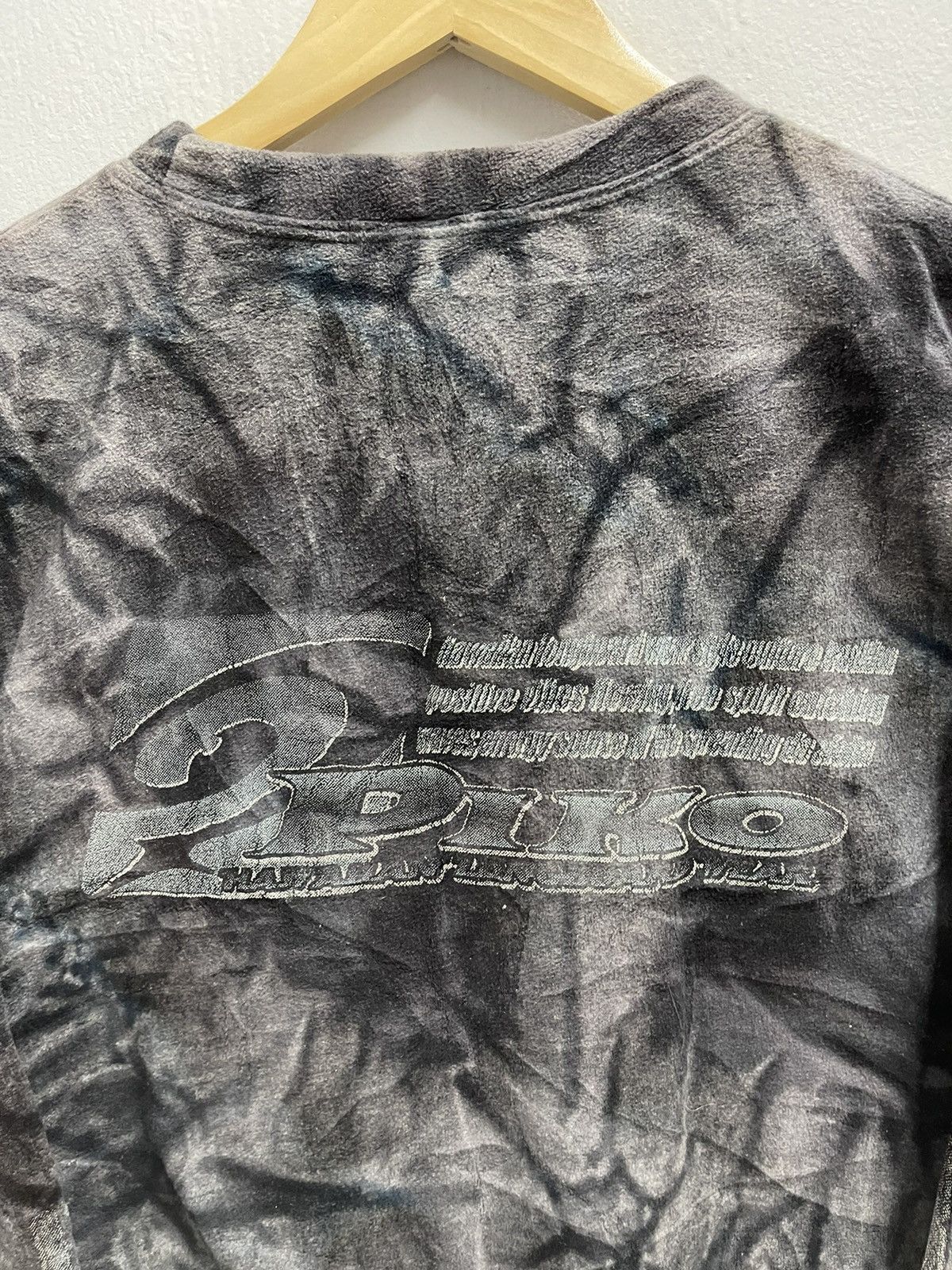 Vintage VINTAGE PIKO LONGBOARD SURFING GEAR ACIDWASH CREWNECK Size US L / EU 52-54 / 3 - 3 Thumbnail