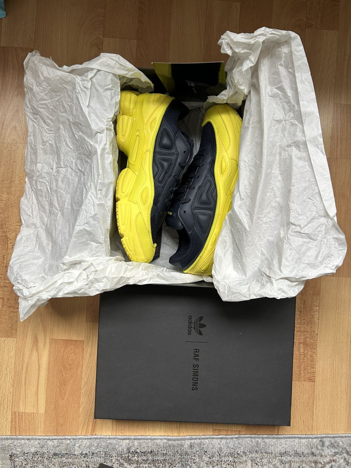 Adidas × Raf Simons Raf Simons x Adidas Ozweego Size US 10.5 / EU 43-44 - 1 Thumbnail