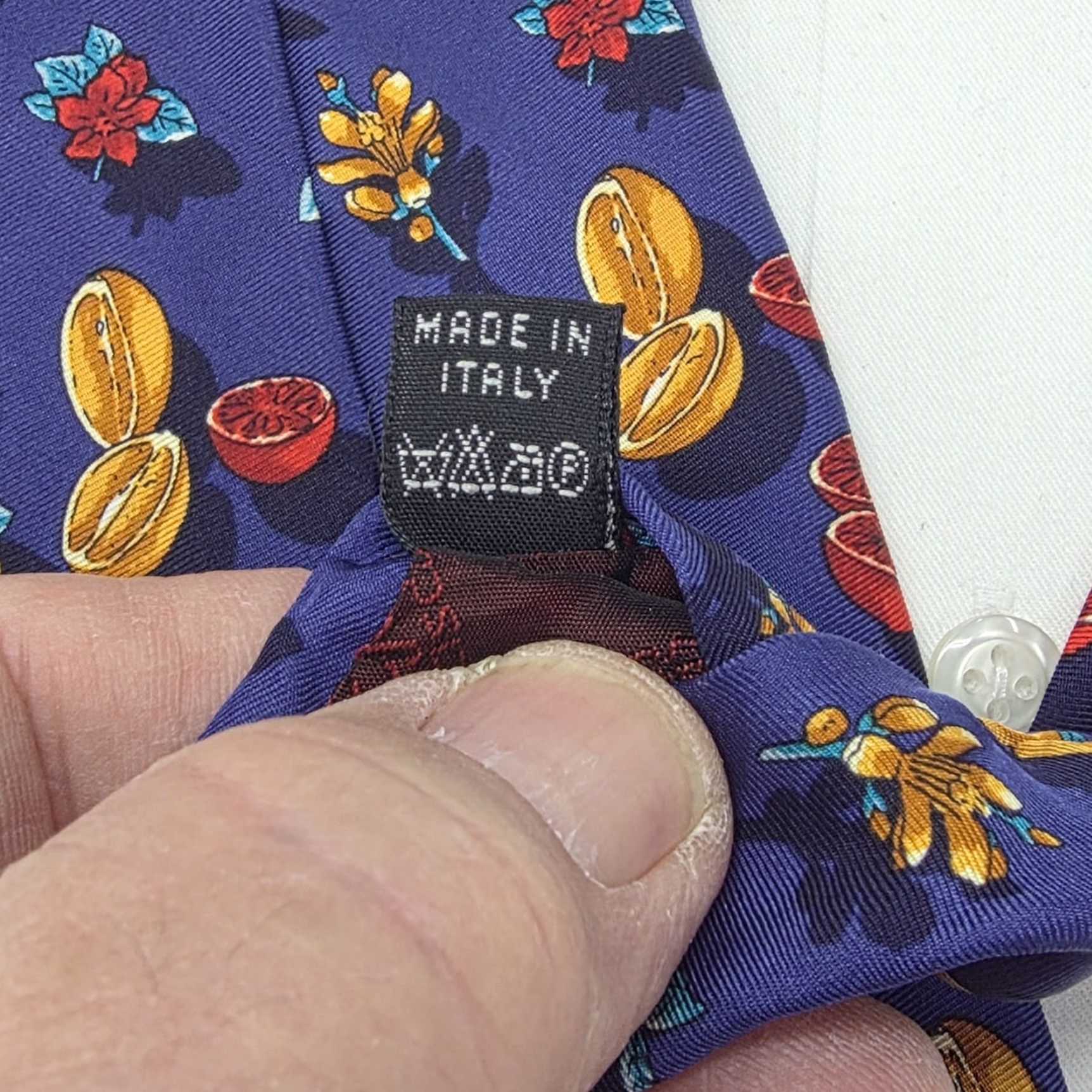 Vintage VINTAGE Bullock & Jones Men's 100% Silk Necktie Italy Designer Floral Fruit Blue EUC Silk Tie Size ONE SIZE - 4 Thumbnail